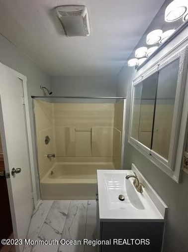 1806 Mcbride Ave, Wall Township NJ  07753-4634 exterior