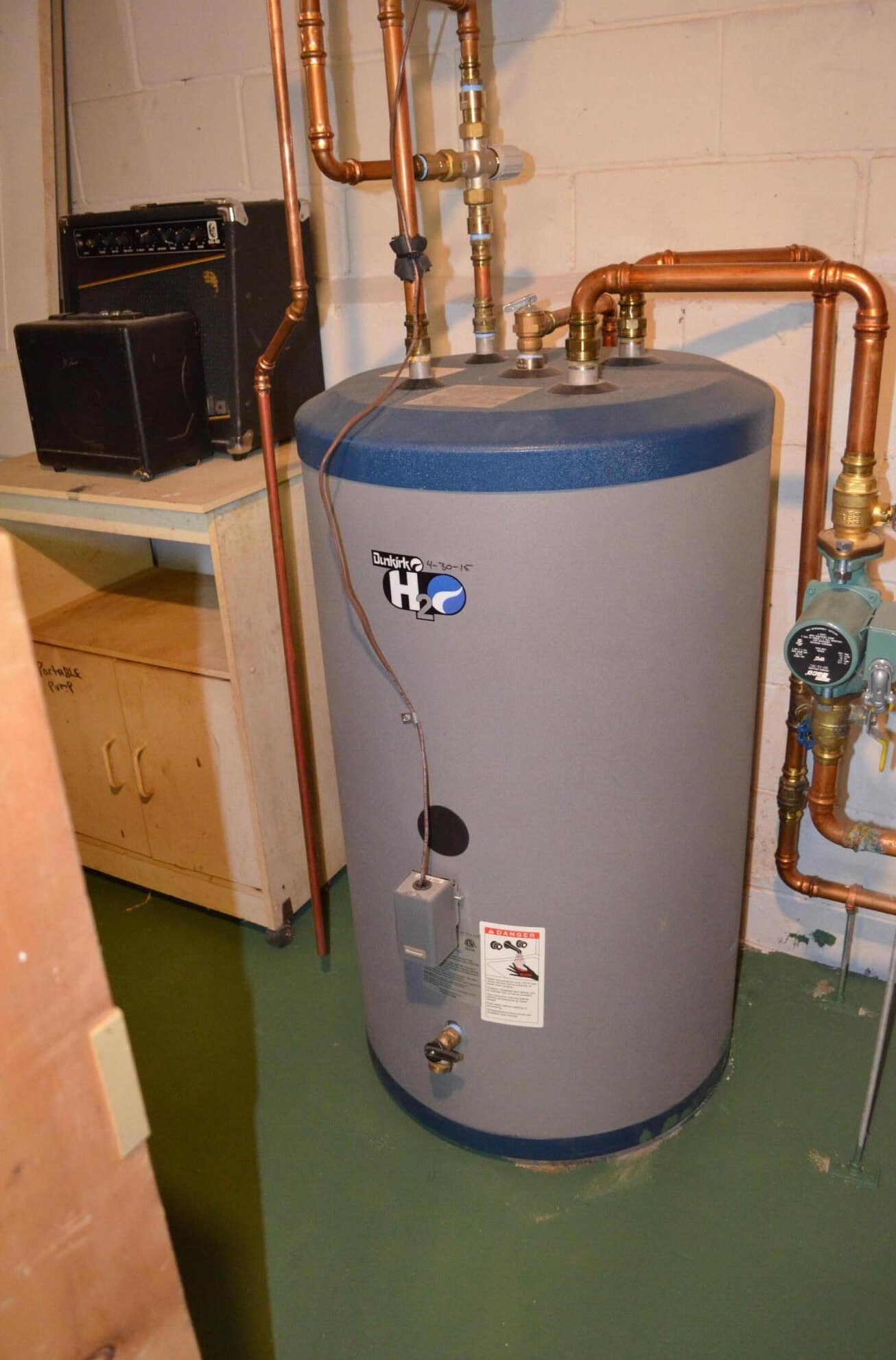 4 Cooperhawk Dr, Millstone Township NJ 07726-3667 exterior