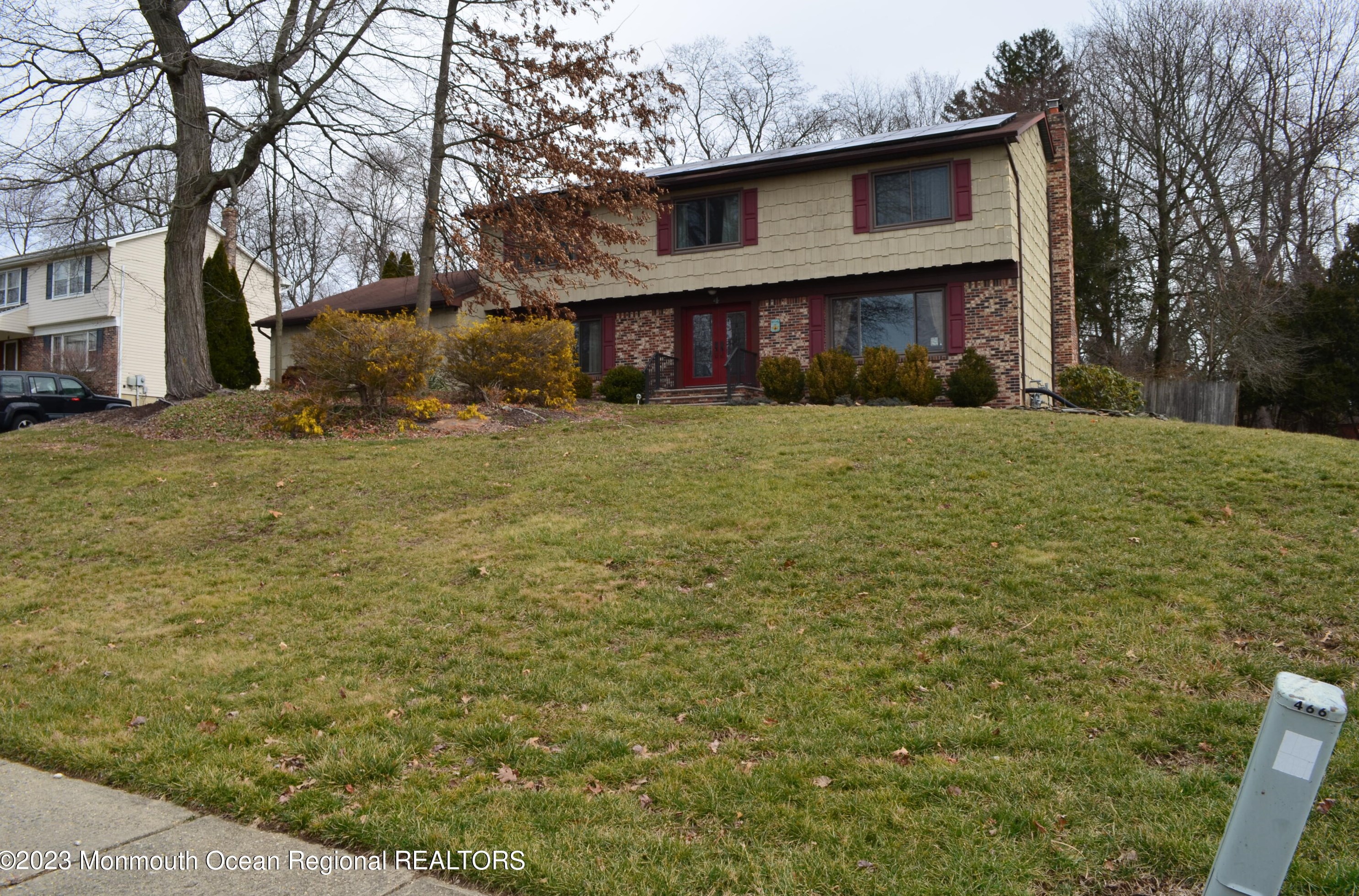 4 Cooperhawk Dr, Millstone Township NJ 07726-3667 exterior