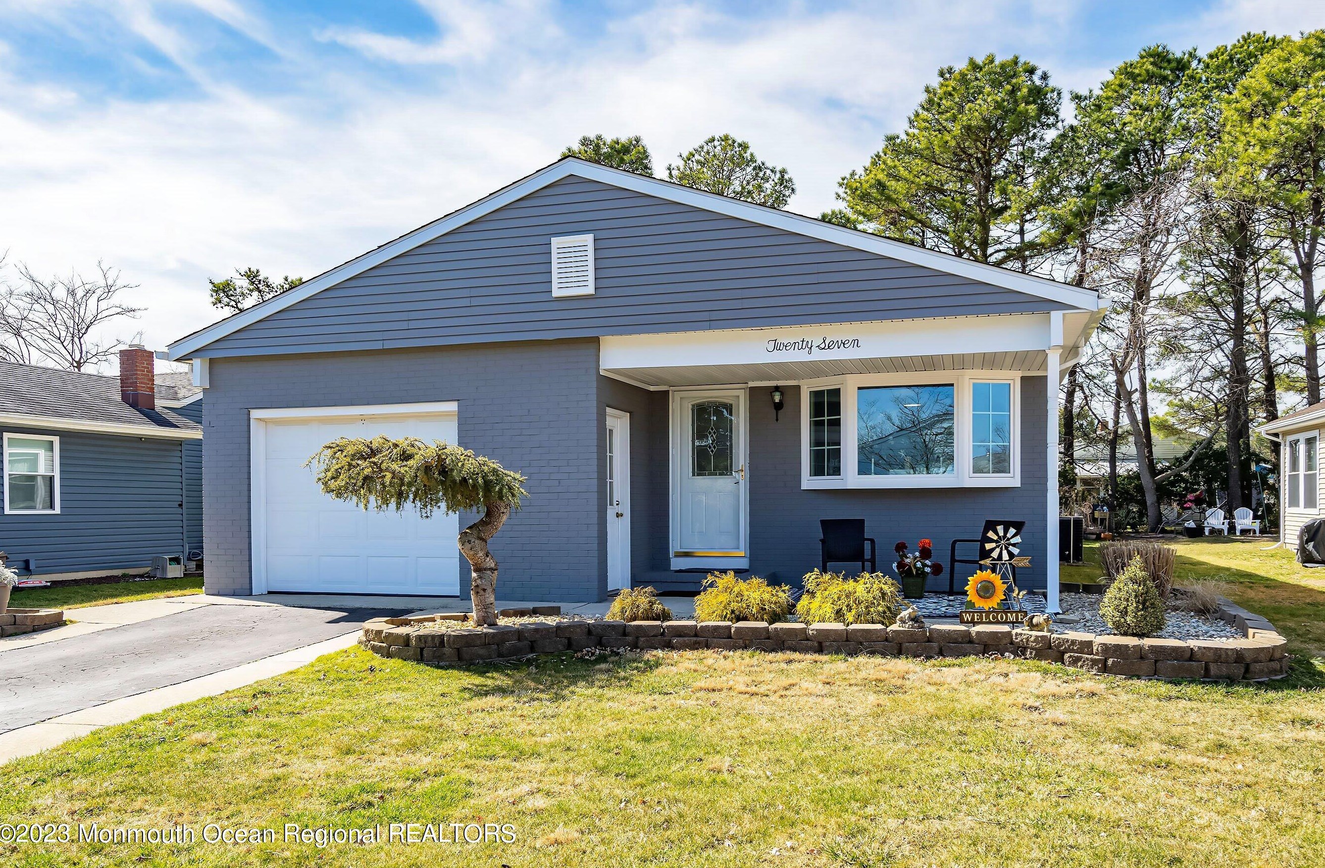 27 Lumsden St, Toms River NJ  08757-6133 exterior