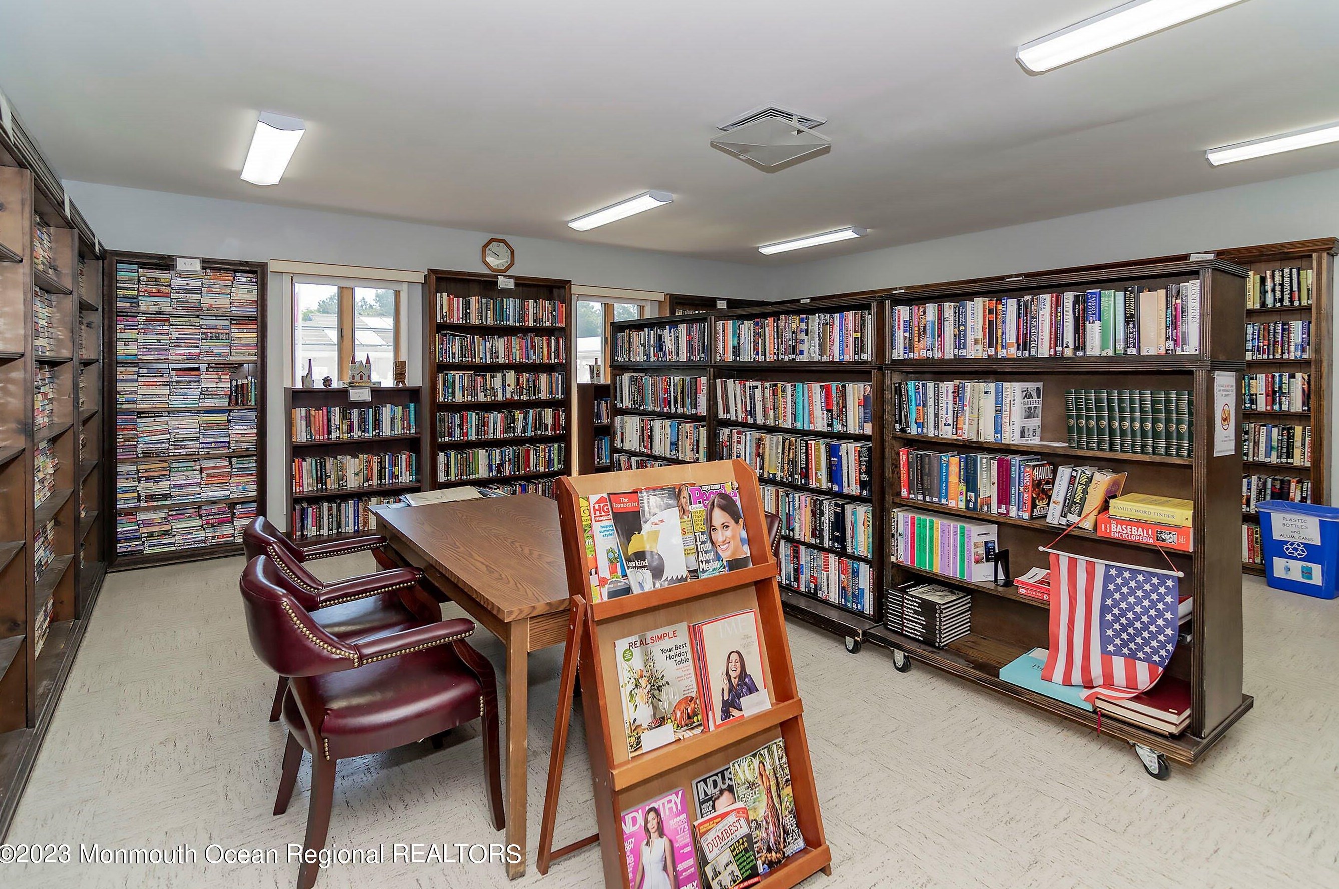27 Lumsden St, Toms River NJ  08757-6133 exterior