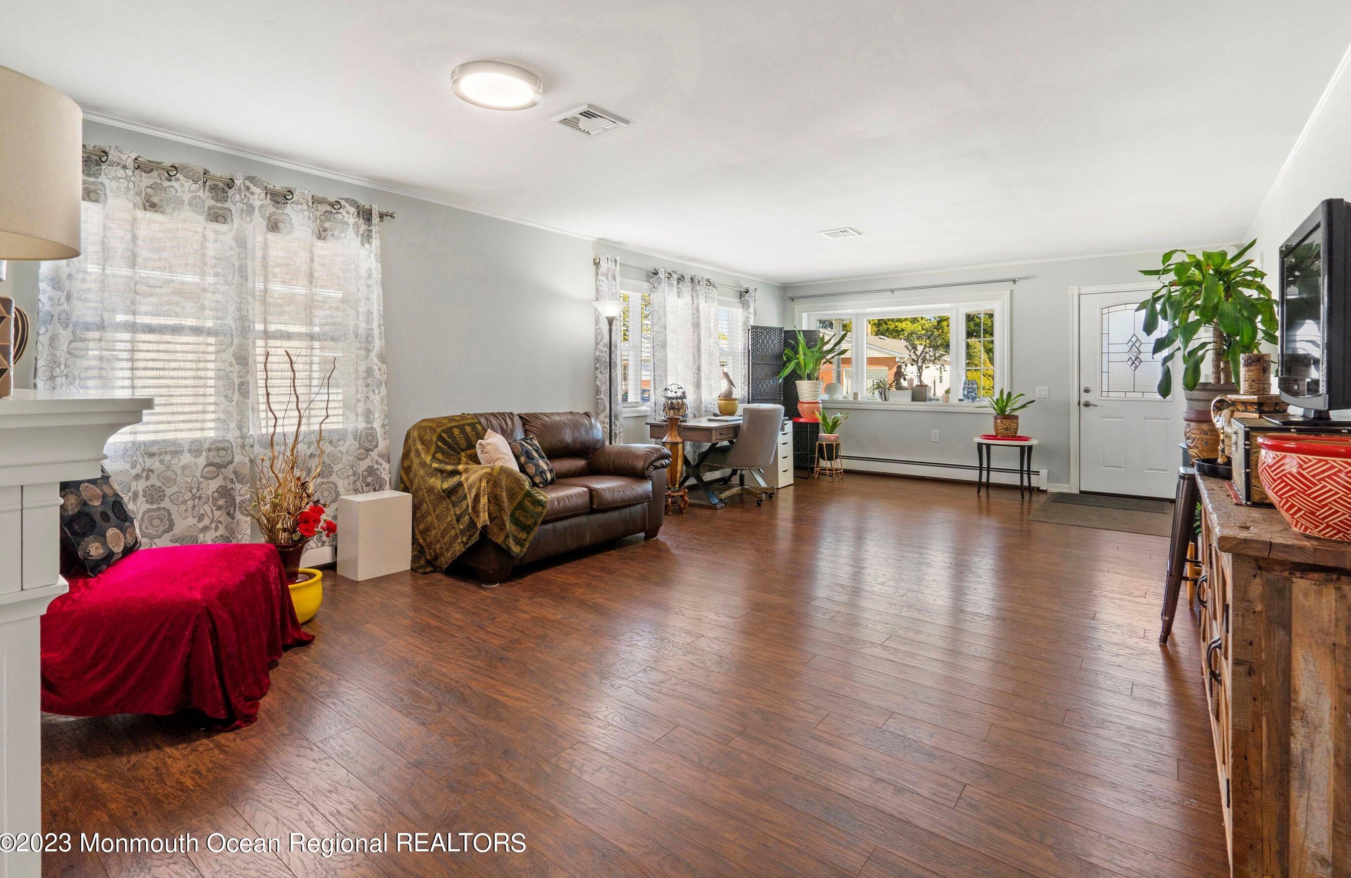 27 Lumsden St, Toms River NJ  08757-6133 exterior