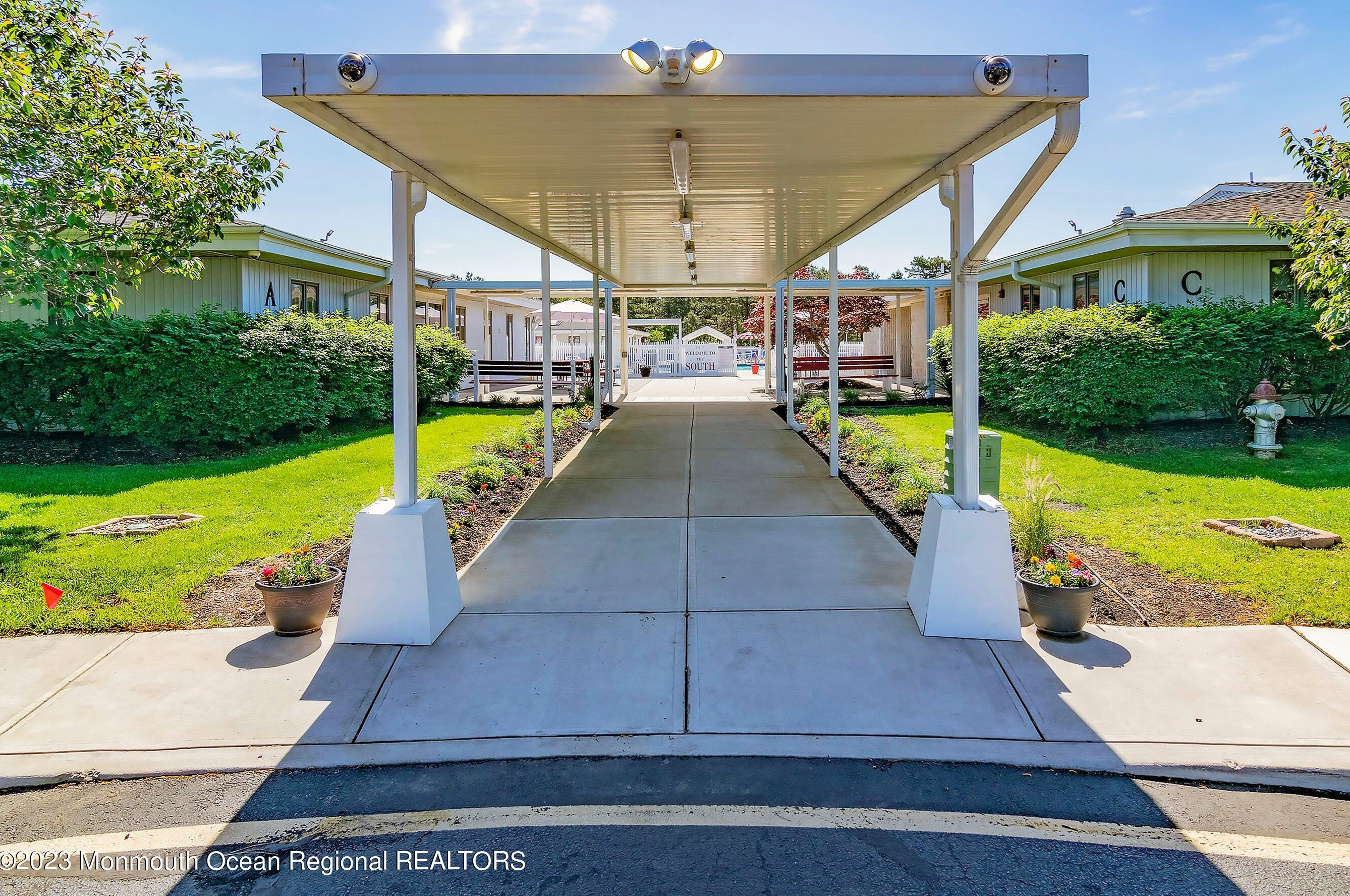 27 Lumsden St, Toms River NJ  08757-6133 exterior