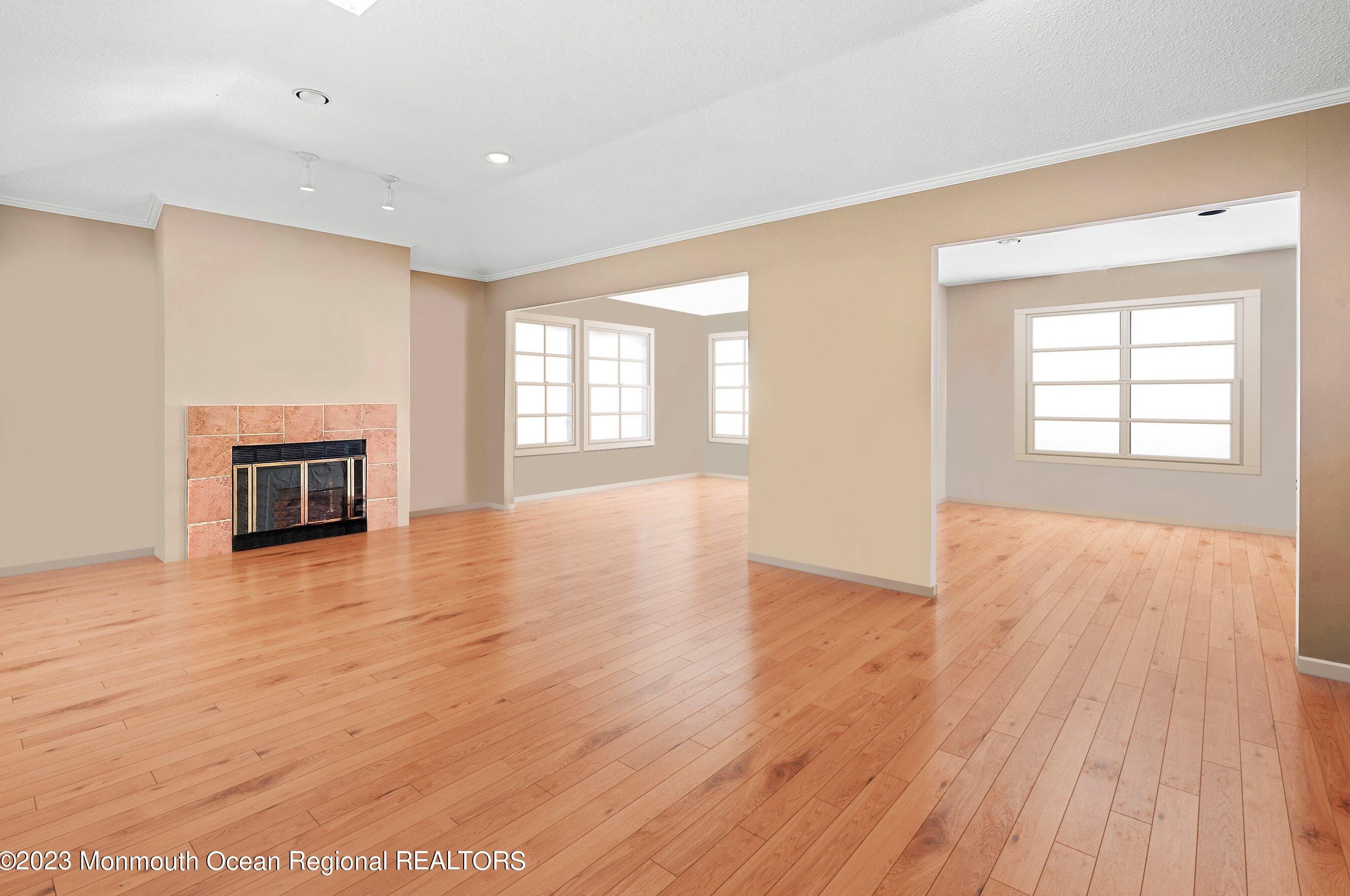 20 John Hancock Dr, Monroe Township NJ  08831-5669 exterior