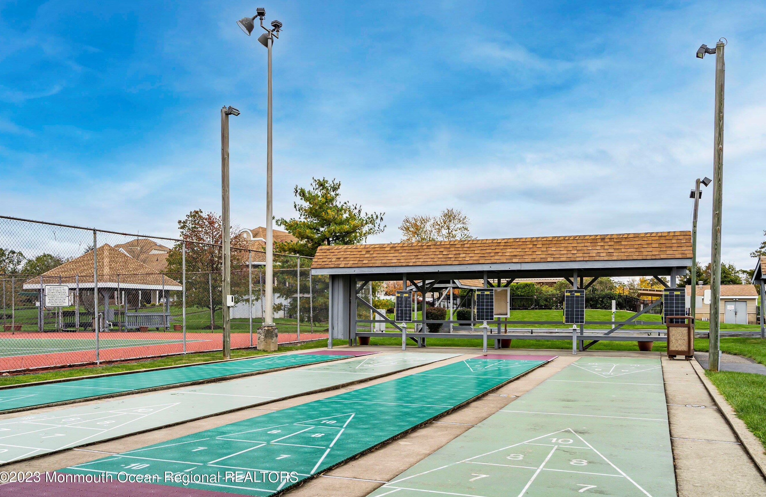 20 John Hancock Dr, Monroe Township NJ  08831-5669 exterior