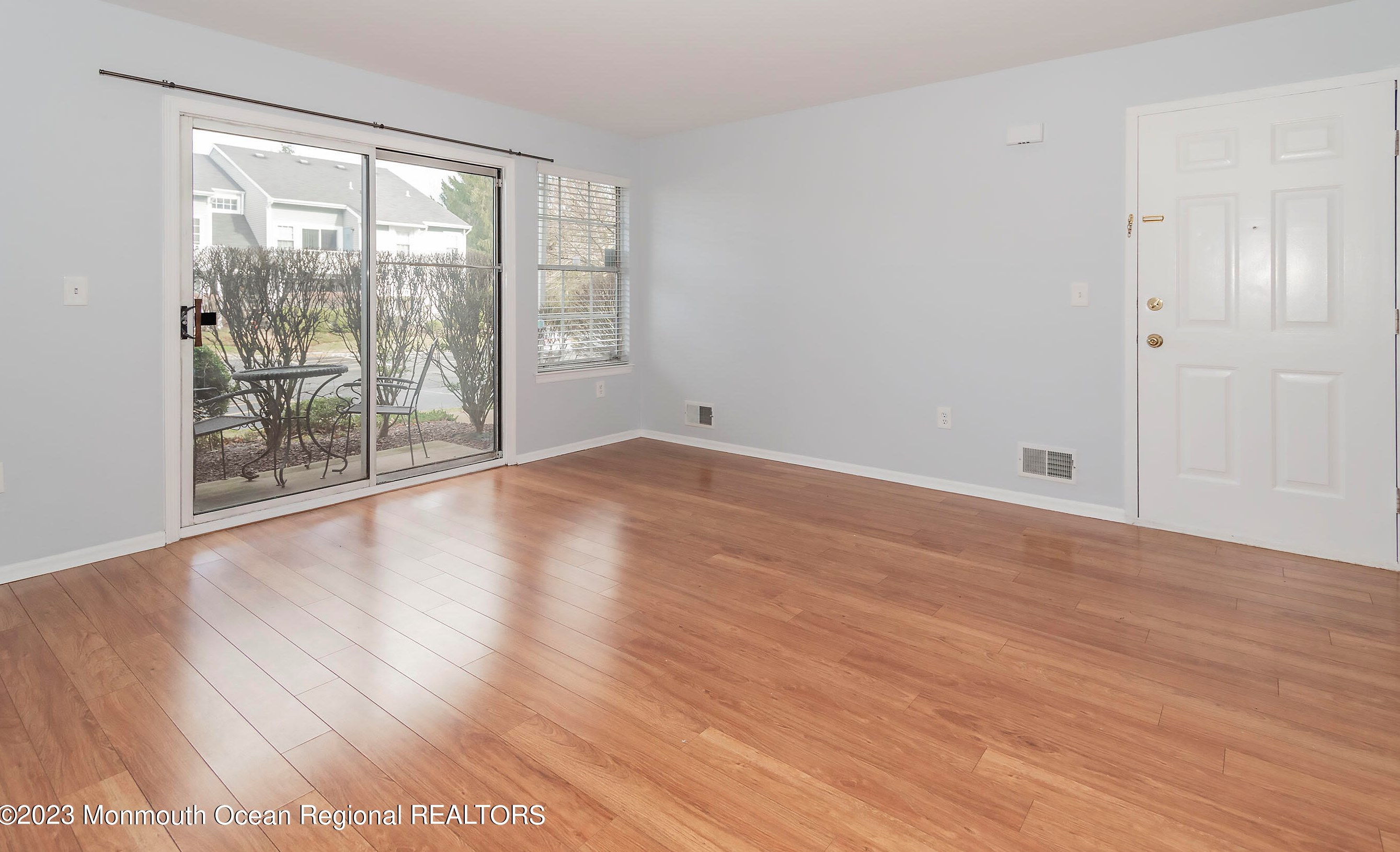 21 Gait Ct, Wall Township NJ  07753-7653 exterior