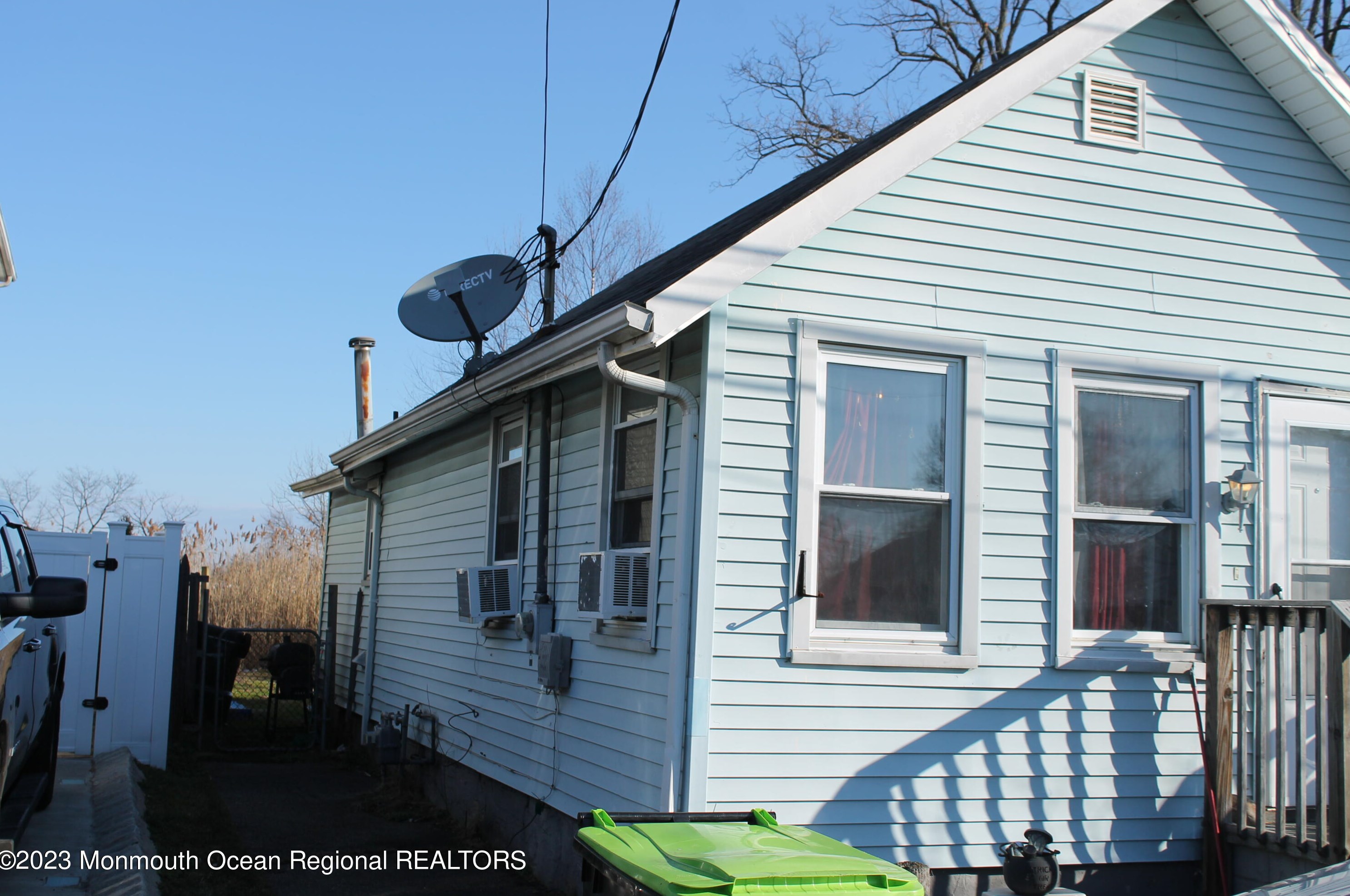 131 6th St, Ideal Beach NJ  07734-2905 exterior