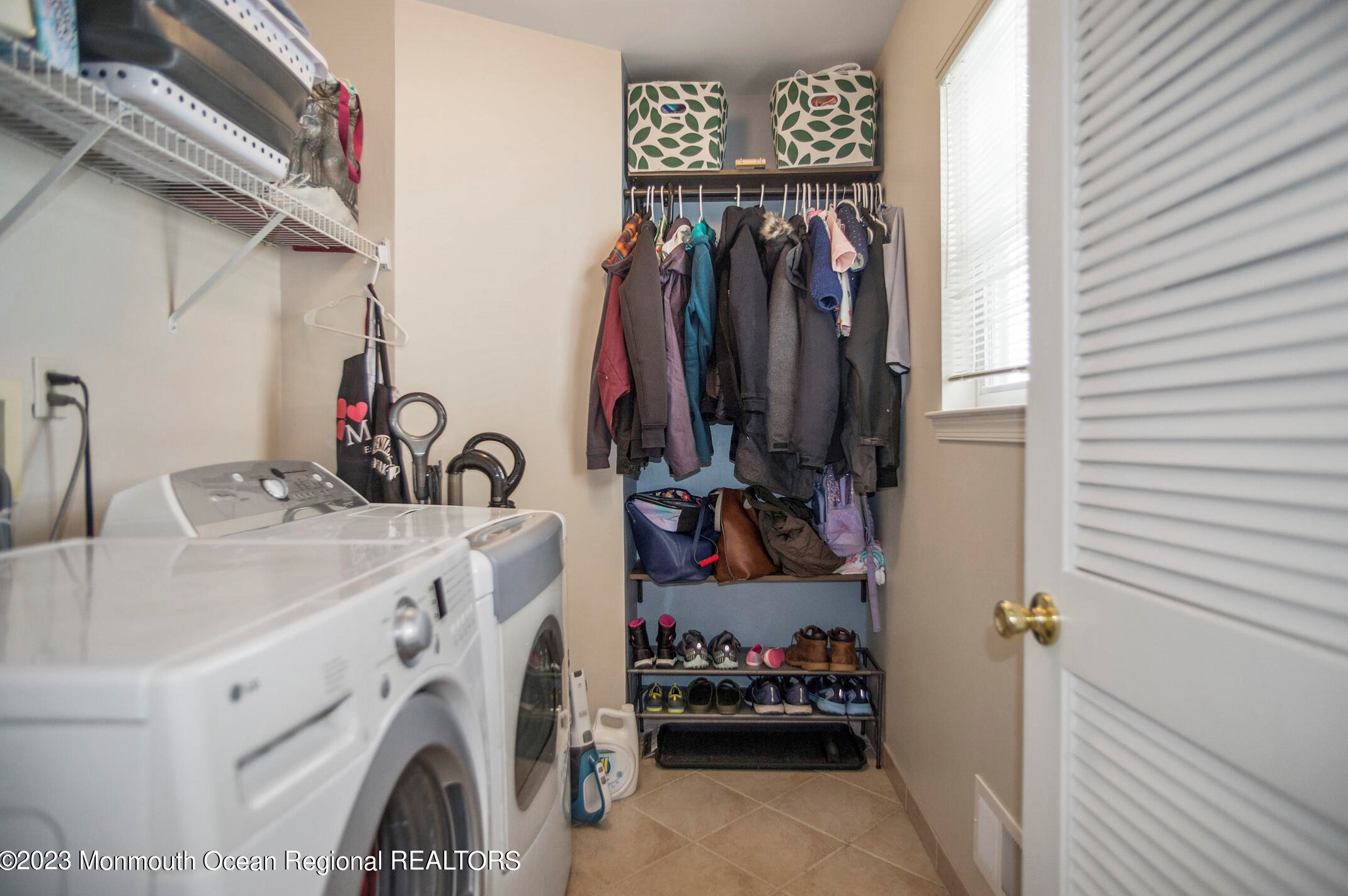 104 Nutmeg Rd, Matawan NJ  07747-1364 exterior