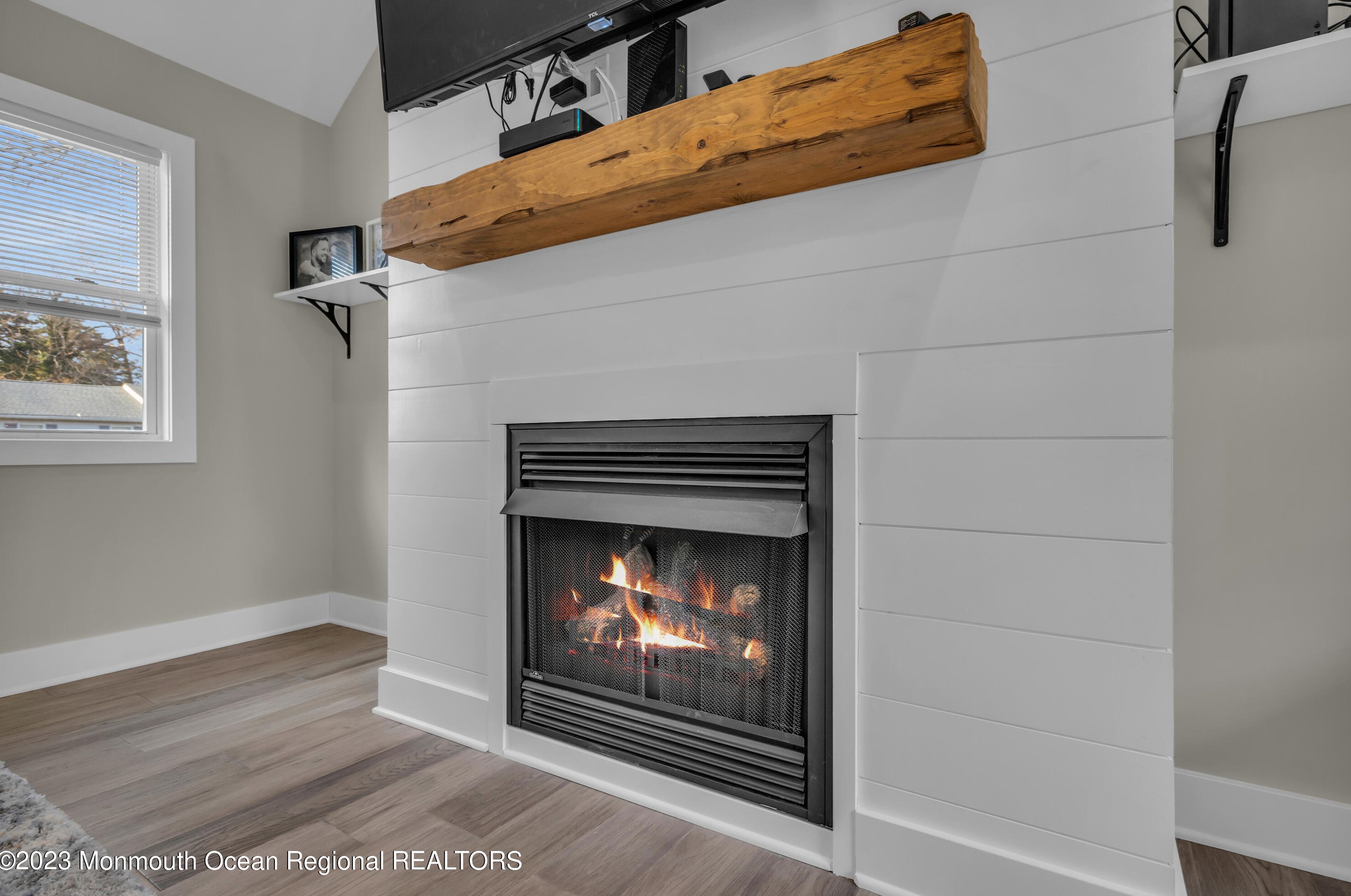 204 Lake Crystalbrook Dr, Tuckerton NJ  08087-1227 exterior