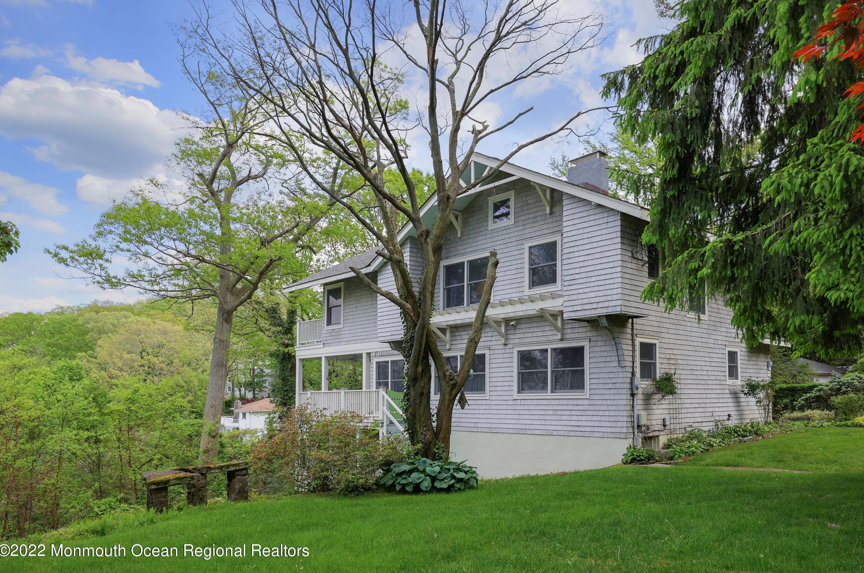 34 Hill Rd, Atlantic Highlands, NJ 07716