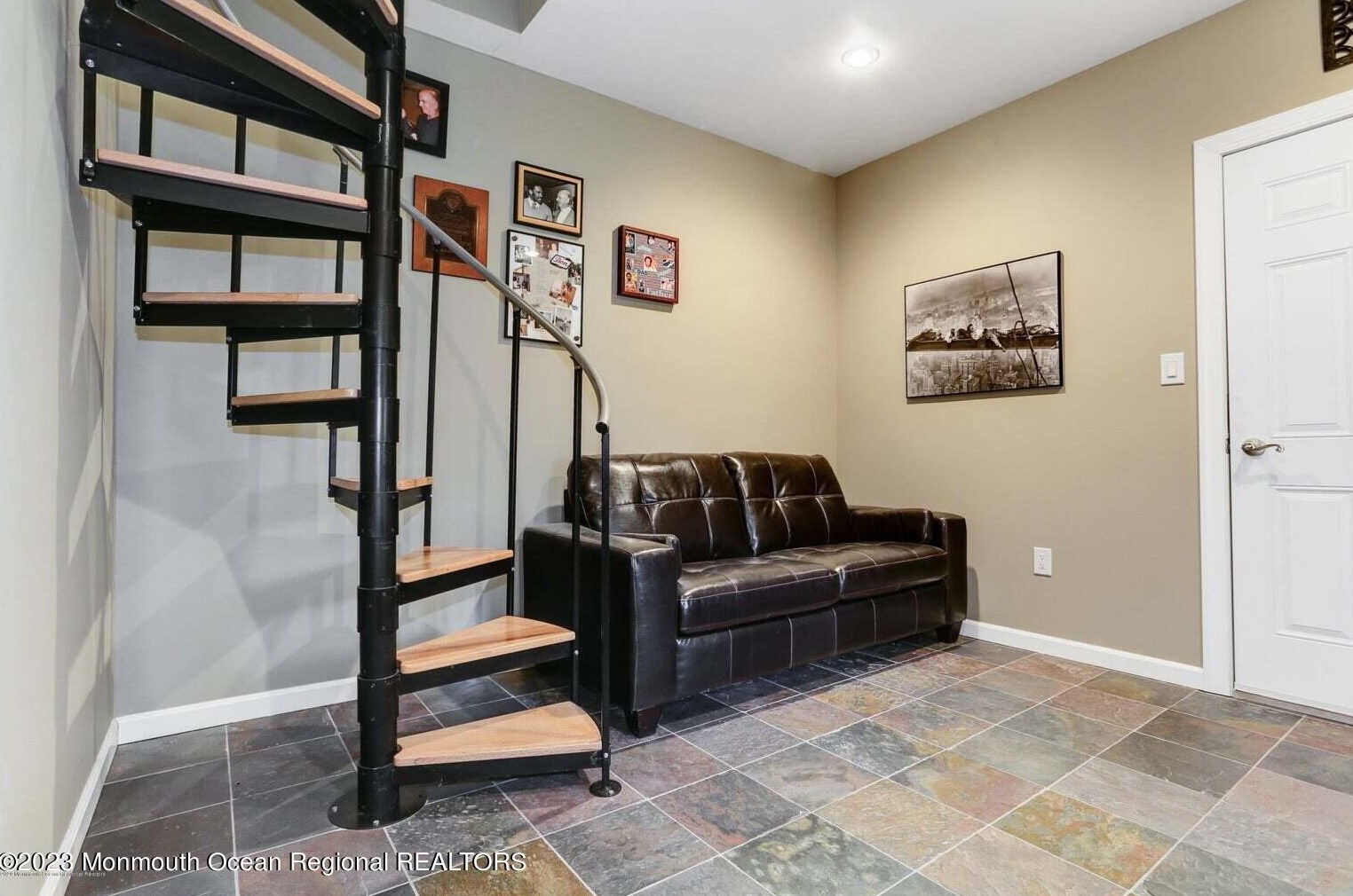 751 Dunedin St, Toms River NJ  08753-4500 exterior