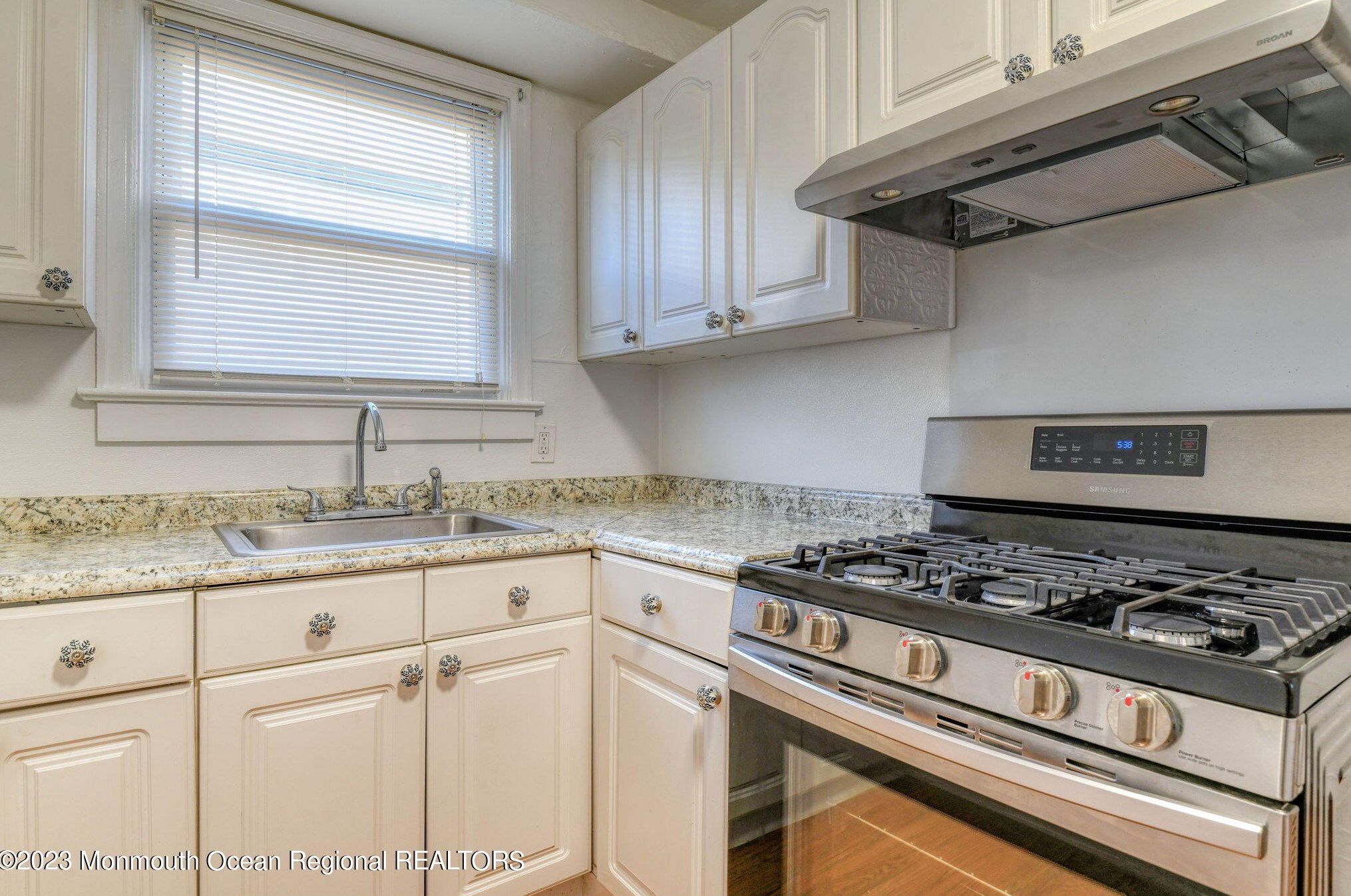 111-111 5 Webb Ave, Ocean Grove, NJ 07756