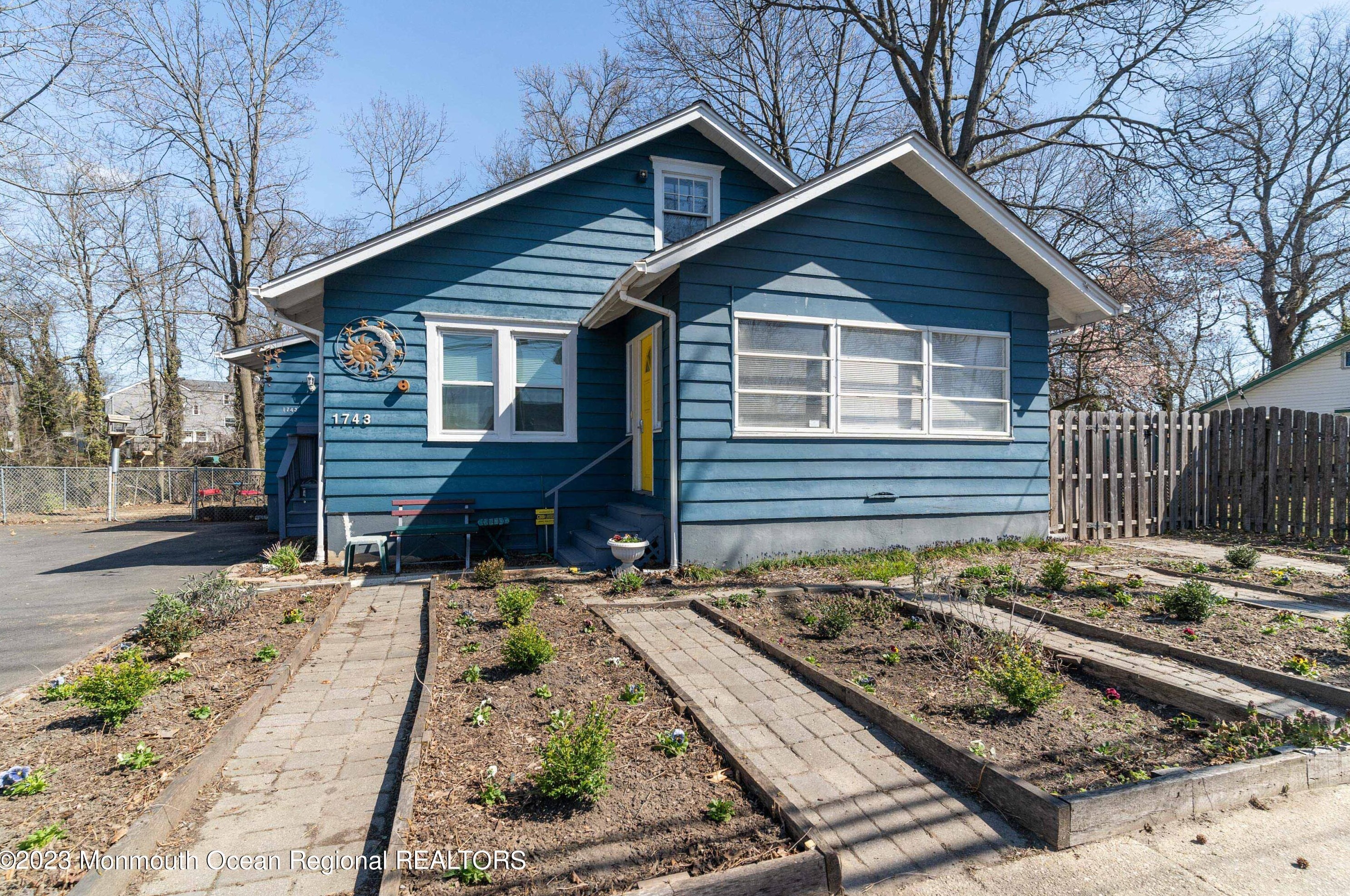 1743 Asbury Ave, Wall Township NJ  07753 exterior
