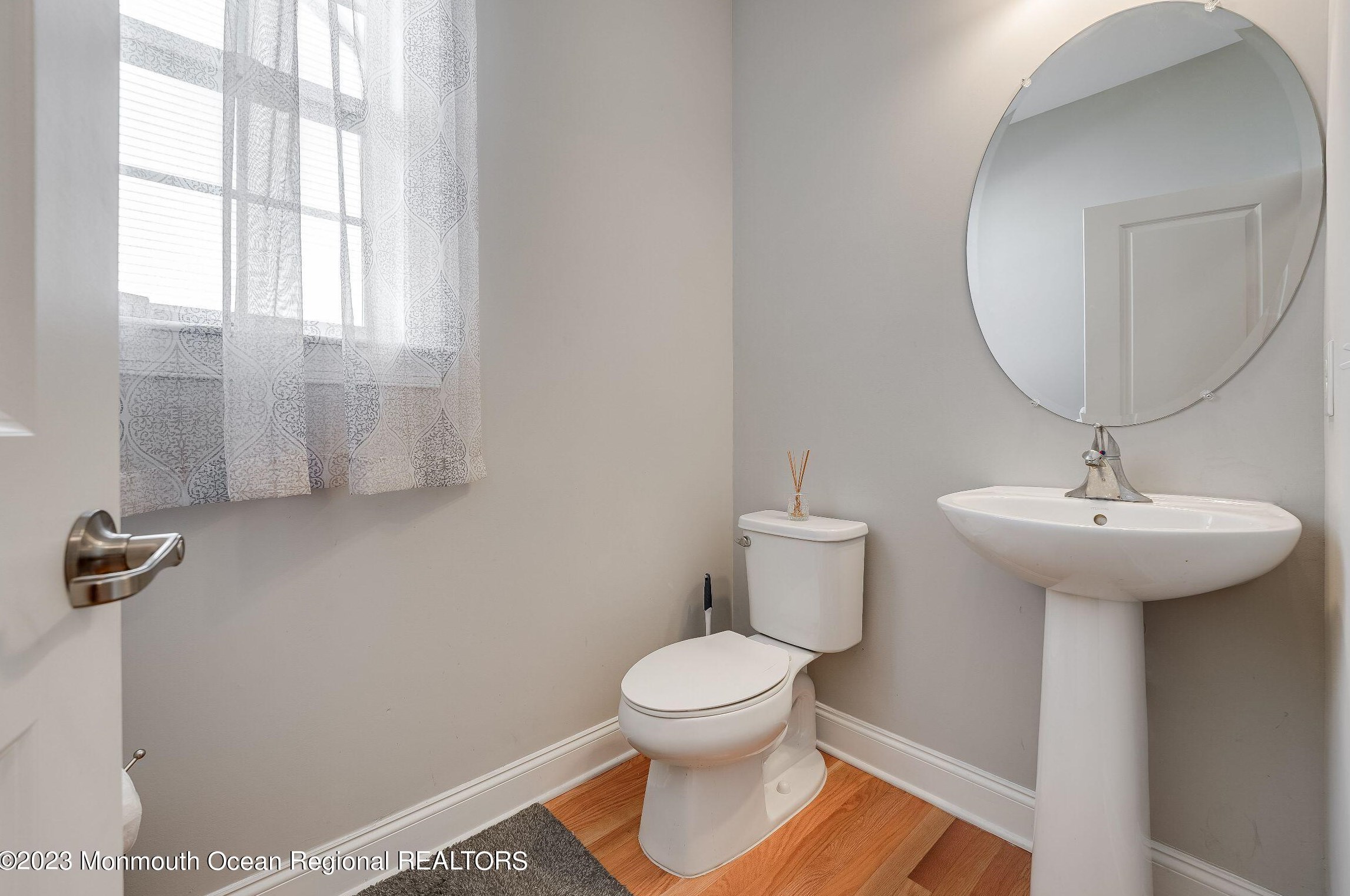 306 Elizabeth Ave, Toms River NJ  08753-7124 exterior