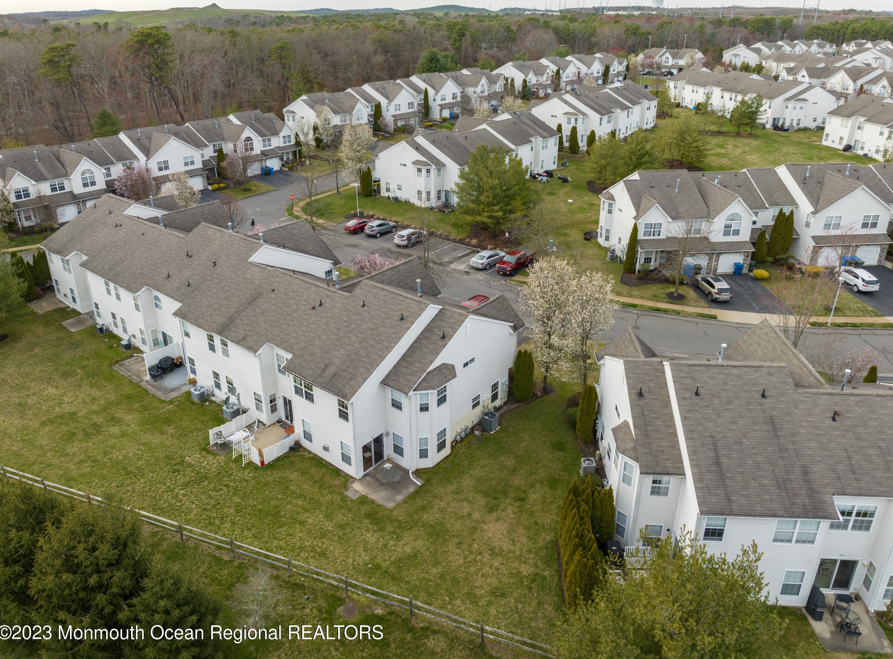 86 San Anita Dr, Wall Township NJ  07753-7568 exterior