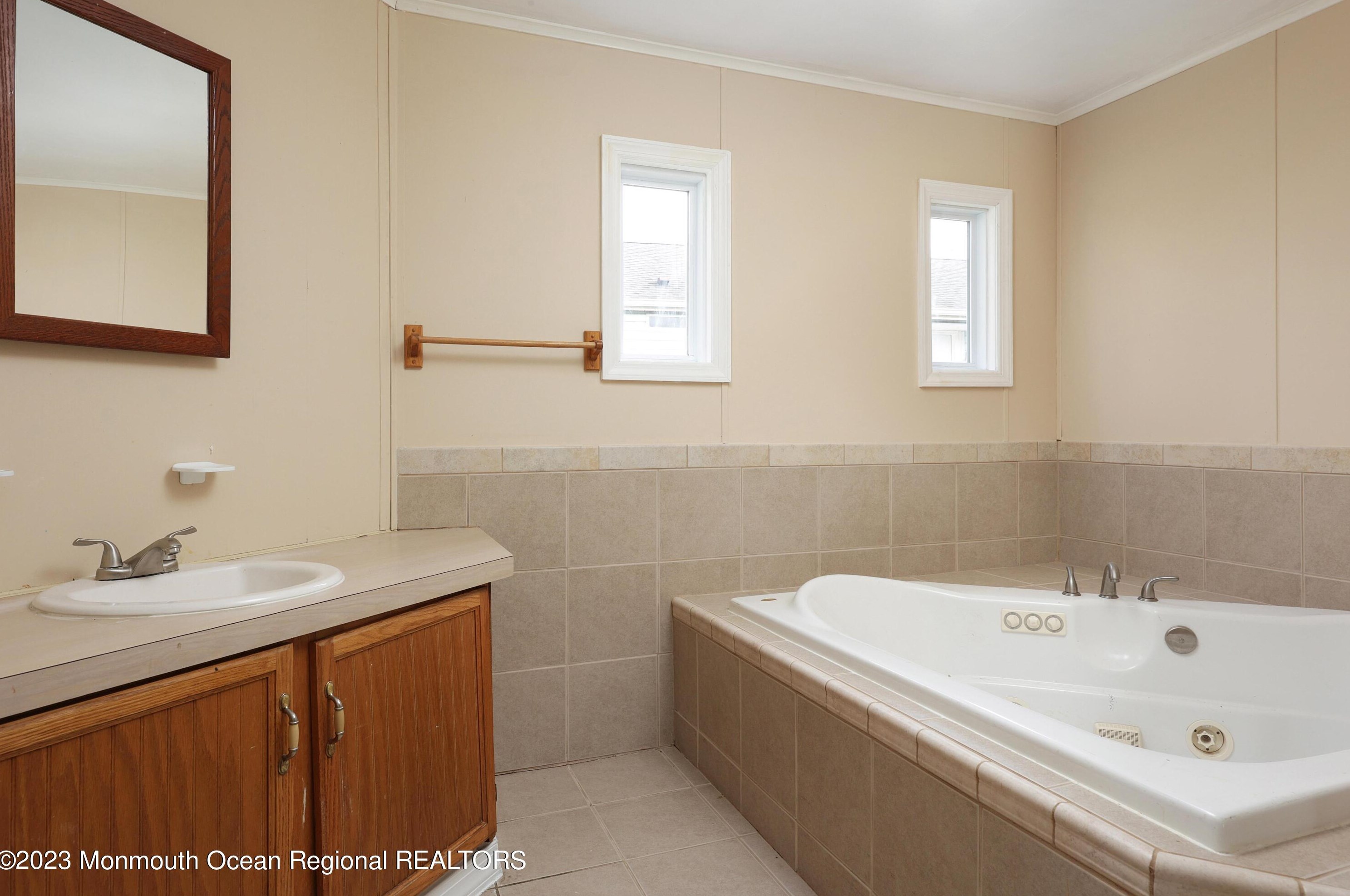 16 Alydar Ct, Wall Township NJ  07731-1123 exterior