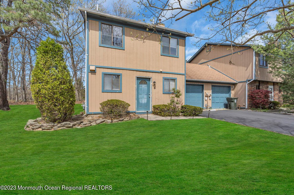 13 Swallow Ln, Wall Township NJ  07731-2038 exterior