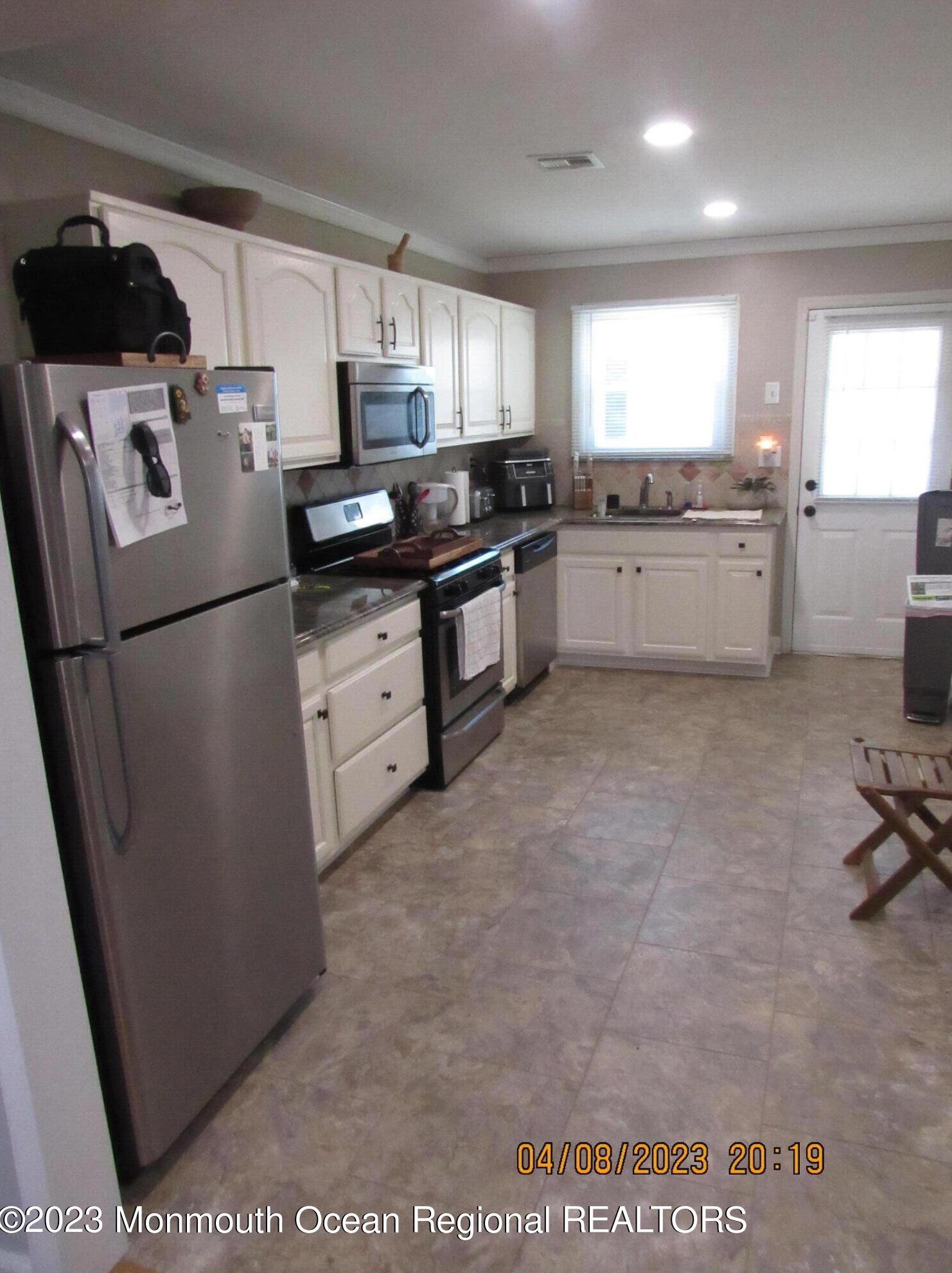 2 Encinitas Dr, Toms River NJ  08757-5716 exterior