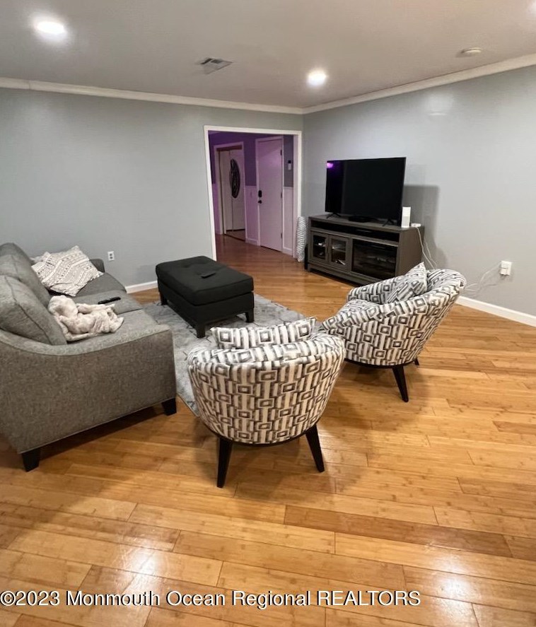 2 Encinitas Dr, Toms River NJ  08757-5716 exterior
