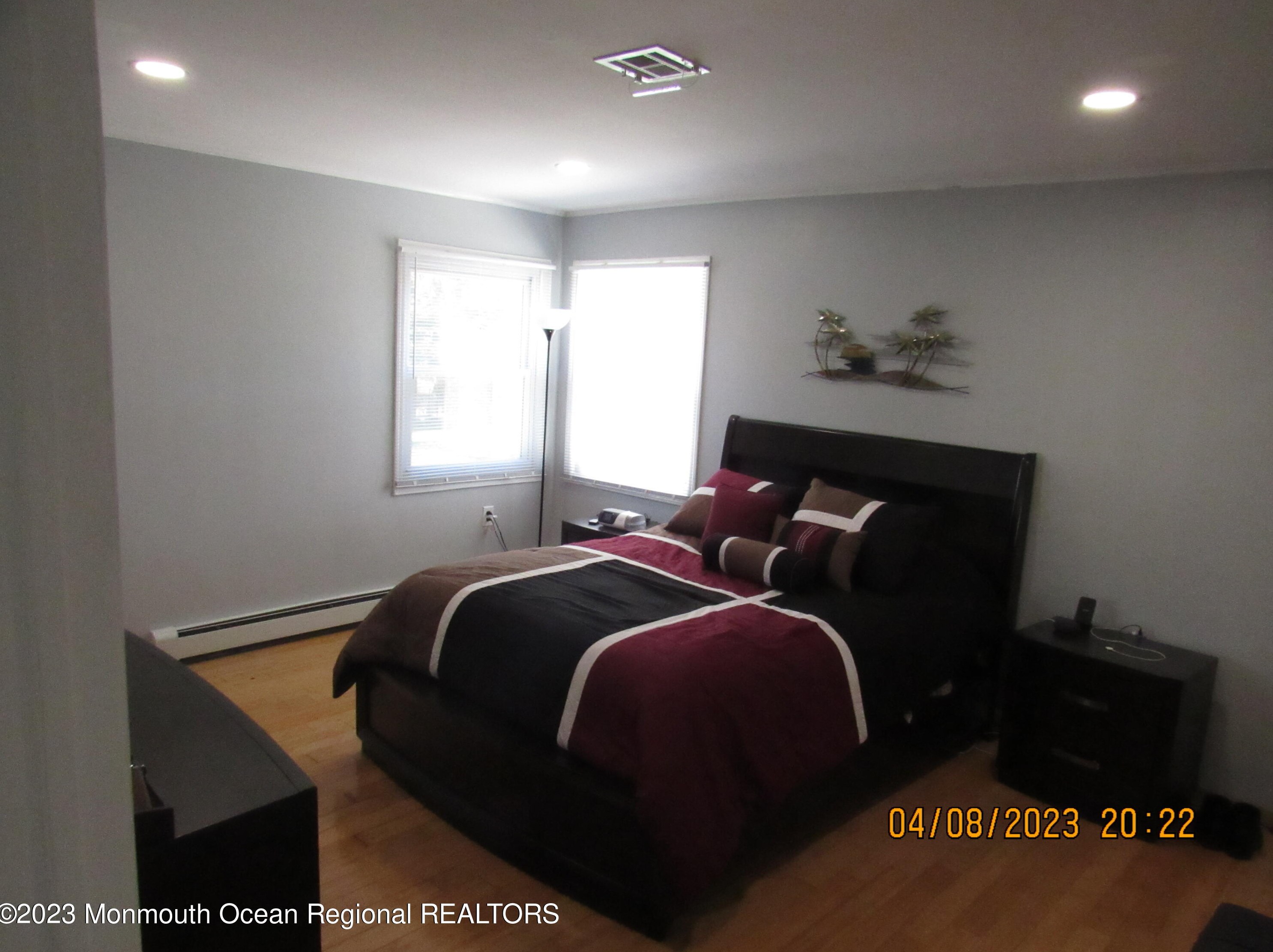 2 Encinitas Dr, Toms River NJ  08757-5716 exterior