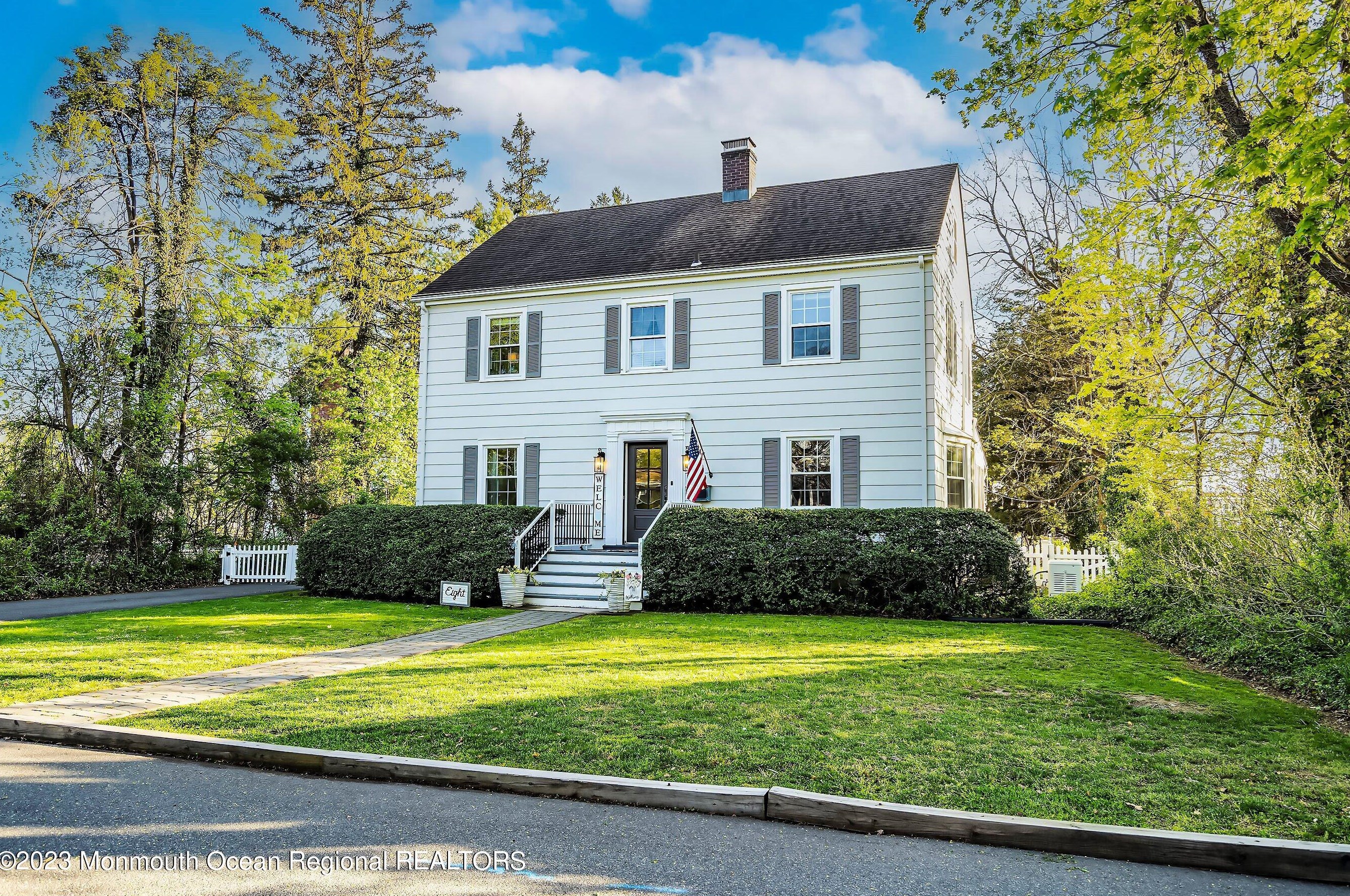 8 Spruce St, Toms River NJ  08753-7624 exterior