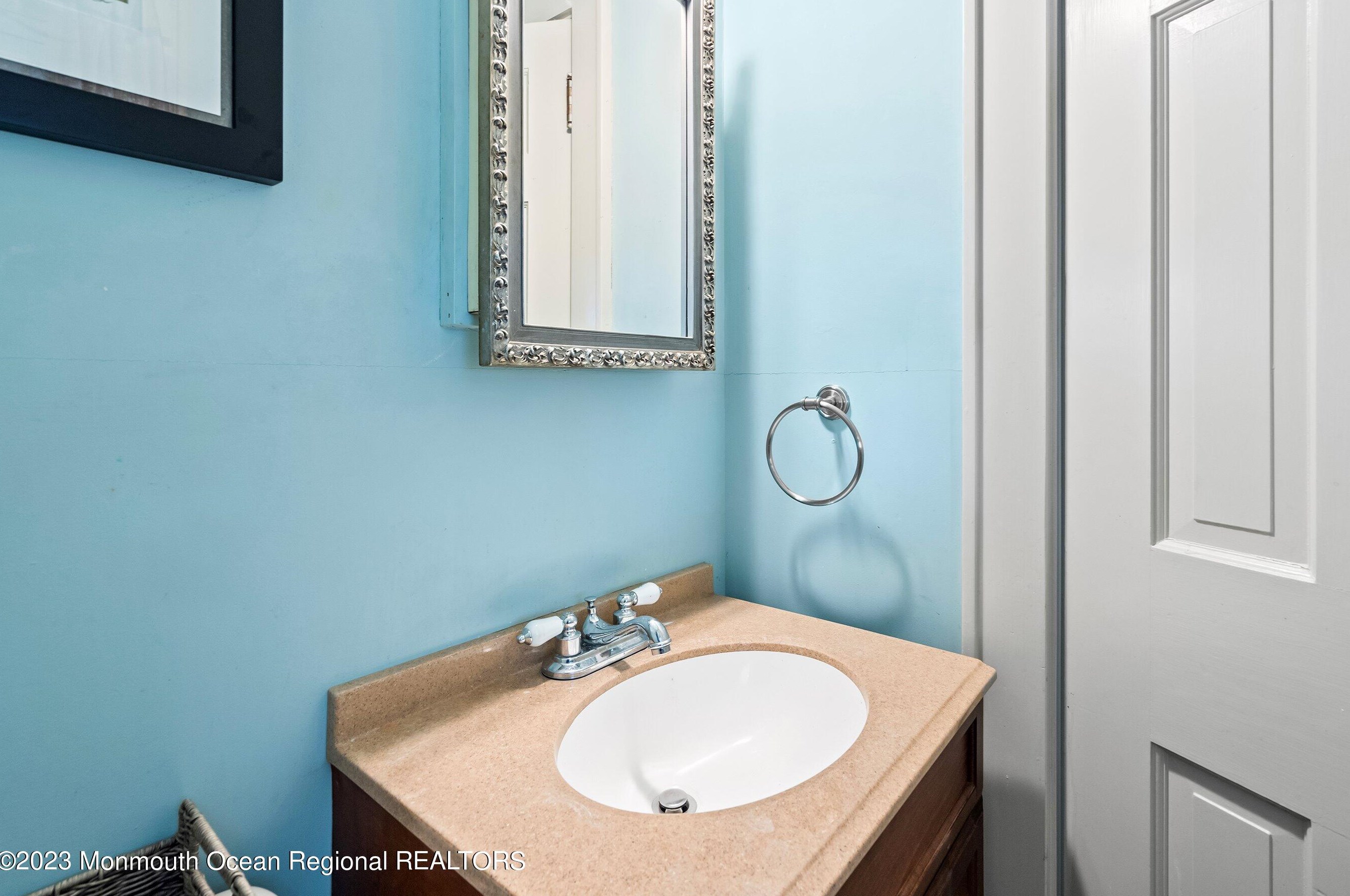 8 Spruce St, Toms River NJ  08753-7624 exterior