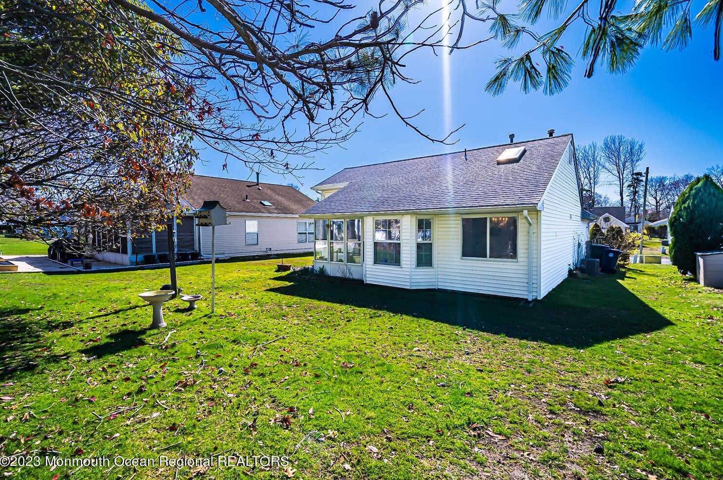 220 Mohican Ln, Tuckerton NJ  08087-1337 exterior