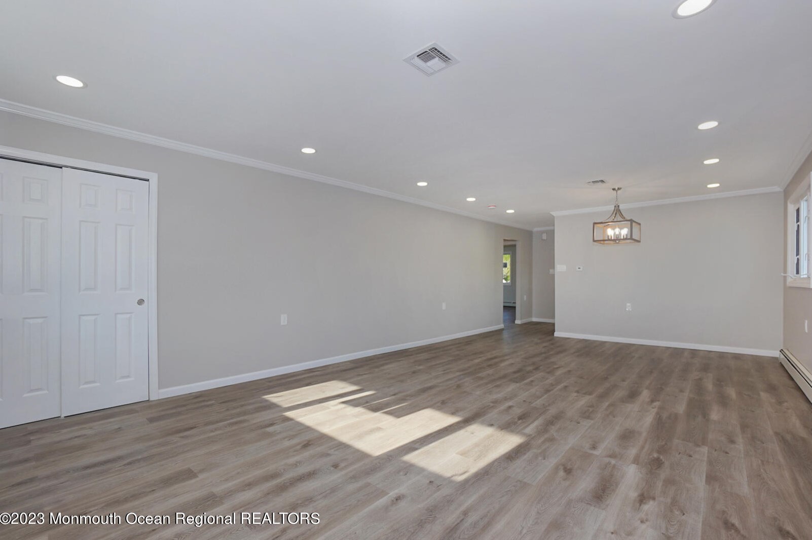 7 Andros St, Toms River NJ  08757-4247 exterior