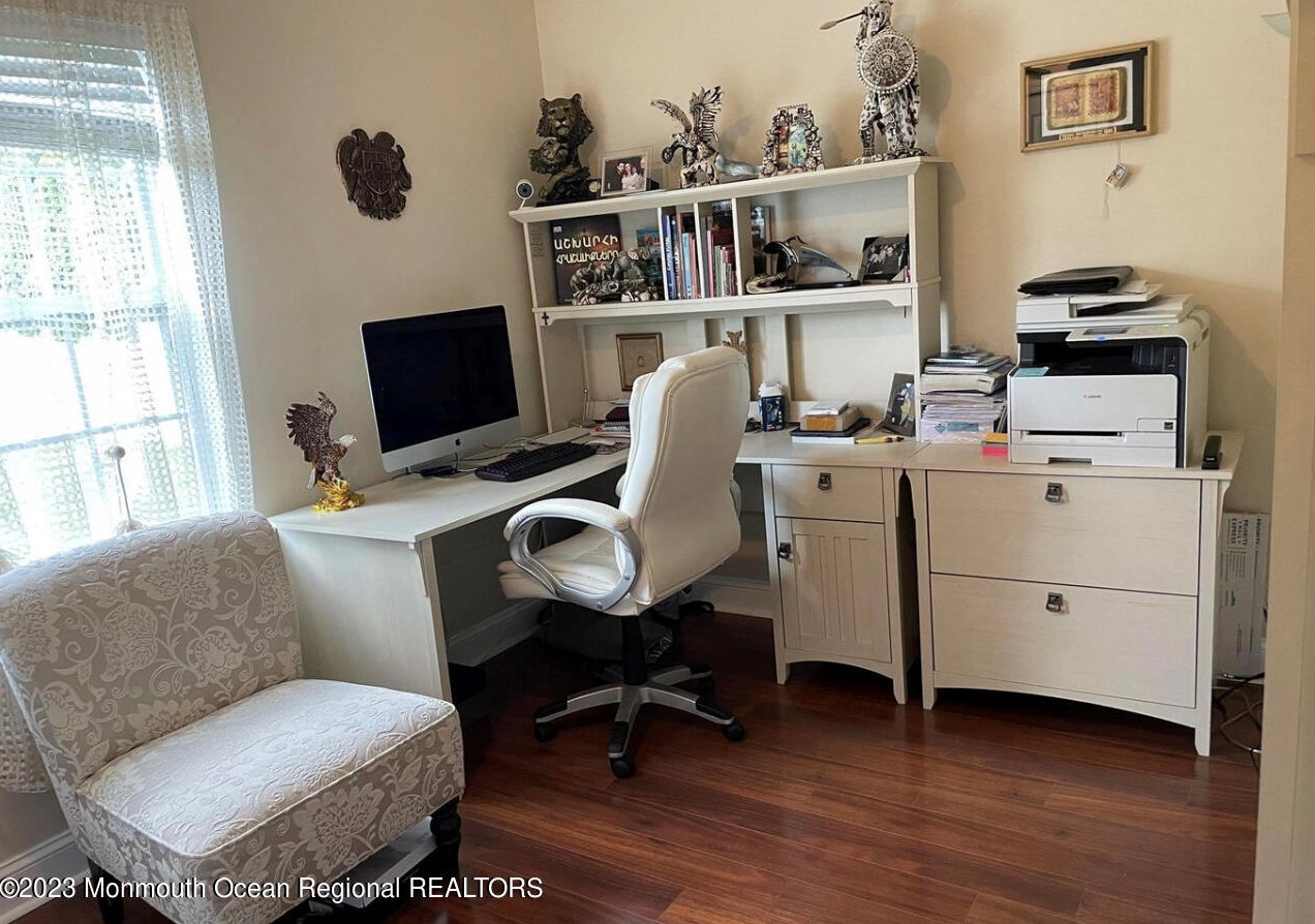 16 William Dr, Wall Township NJ  07731-8833 exterior