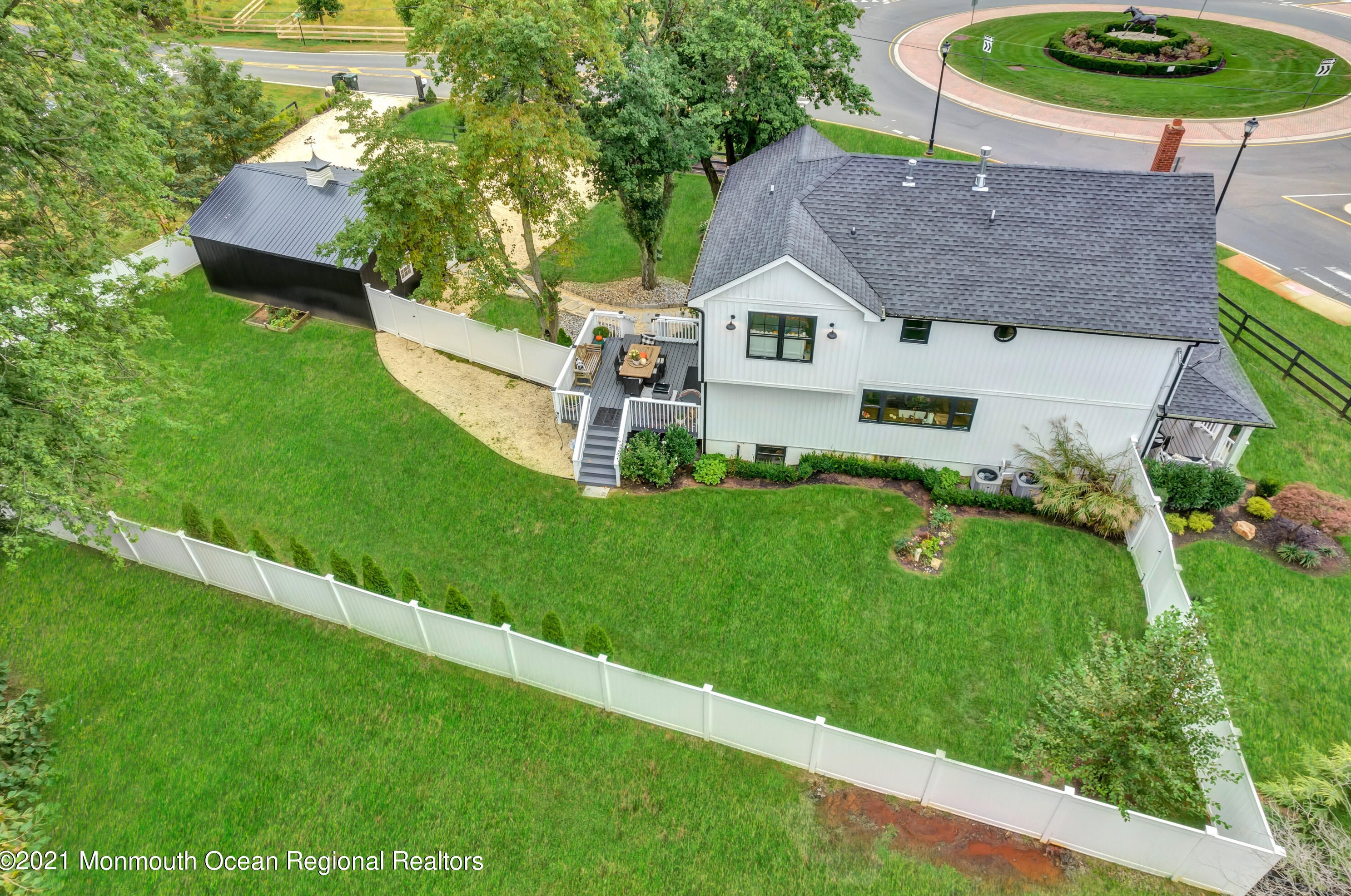 68 Crine Rd, Vanderburg NJ  07722-1409 exterior