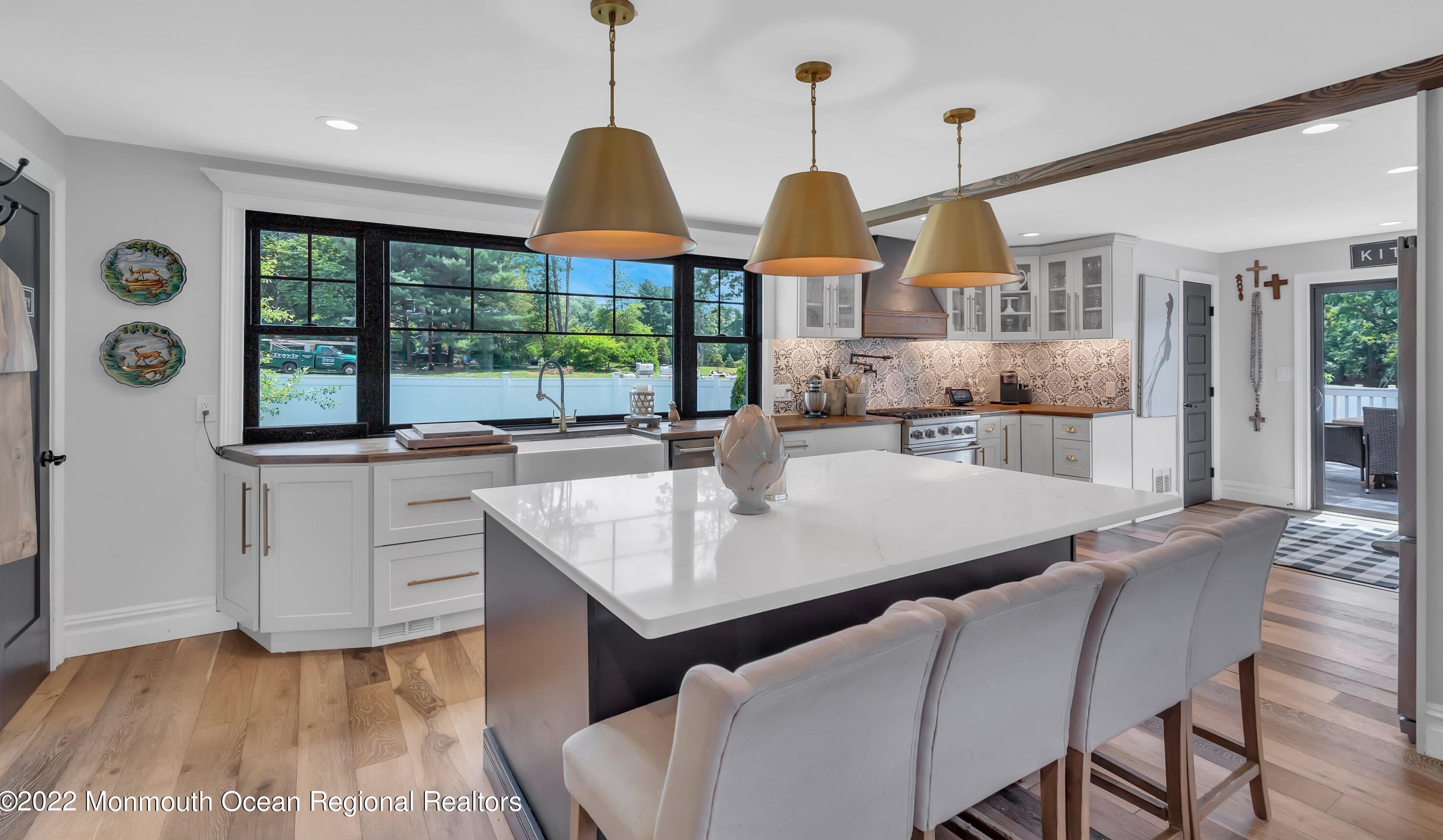 68 Crine Rd, Vanderburg NJ  07722-1409 exterior