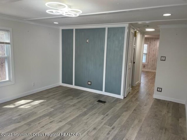 41 Eagle Dr, Lakehurst, NJ 08759