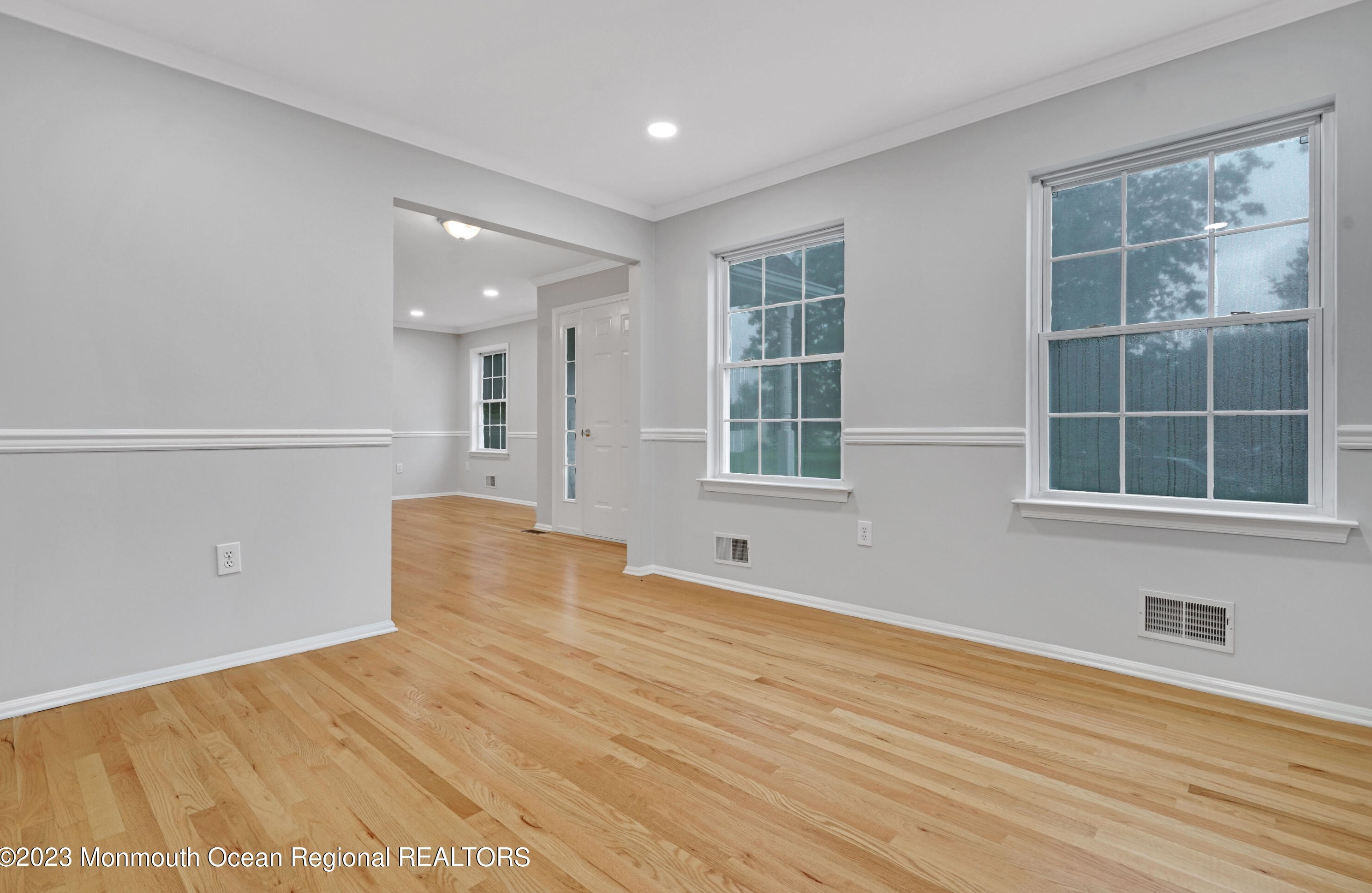 1243 Eagle Ct, Toms River NJ  08755-2207 exterior