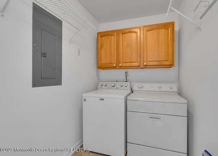 18 Laurel Ln, Tuckerton NJ  08087-9638 exterior