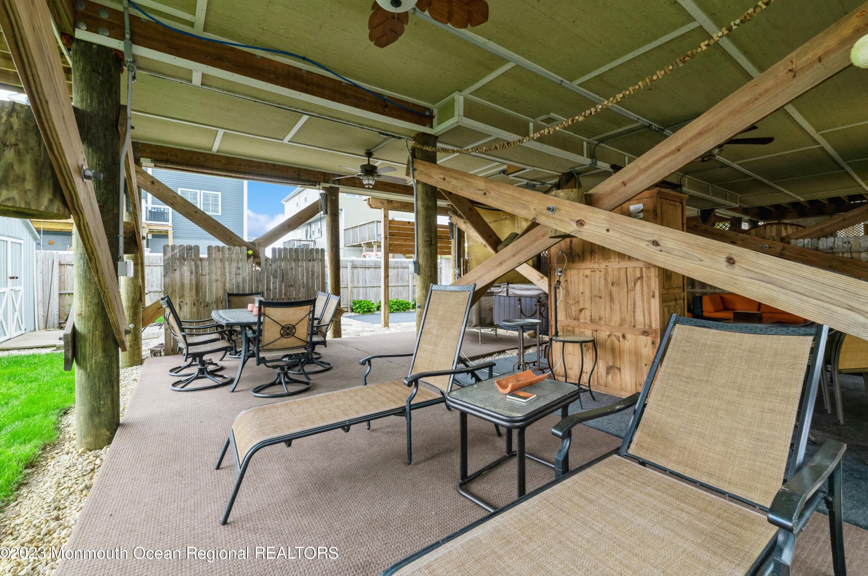 203 Raritan St, Keyport NJ 07735-2656 exterior