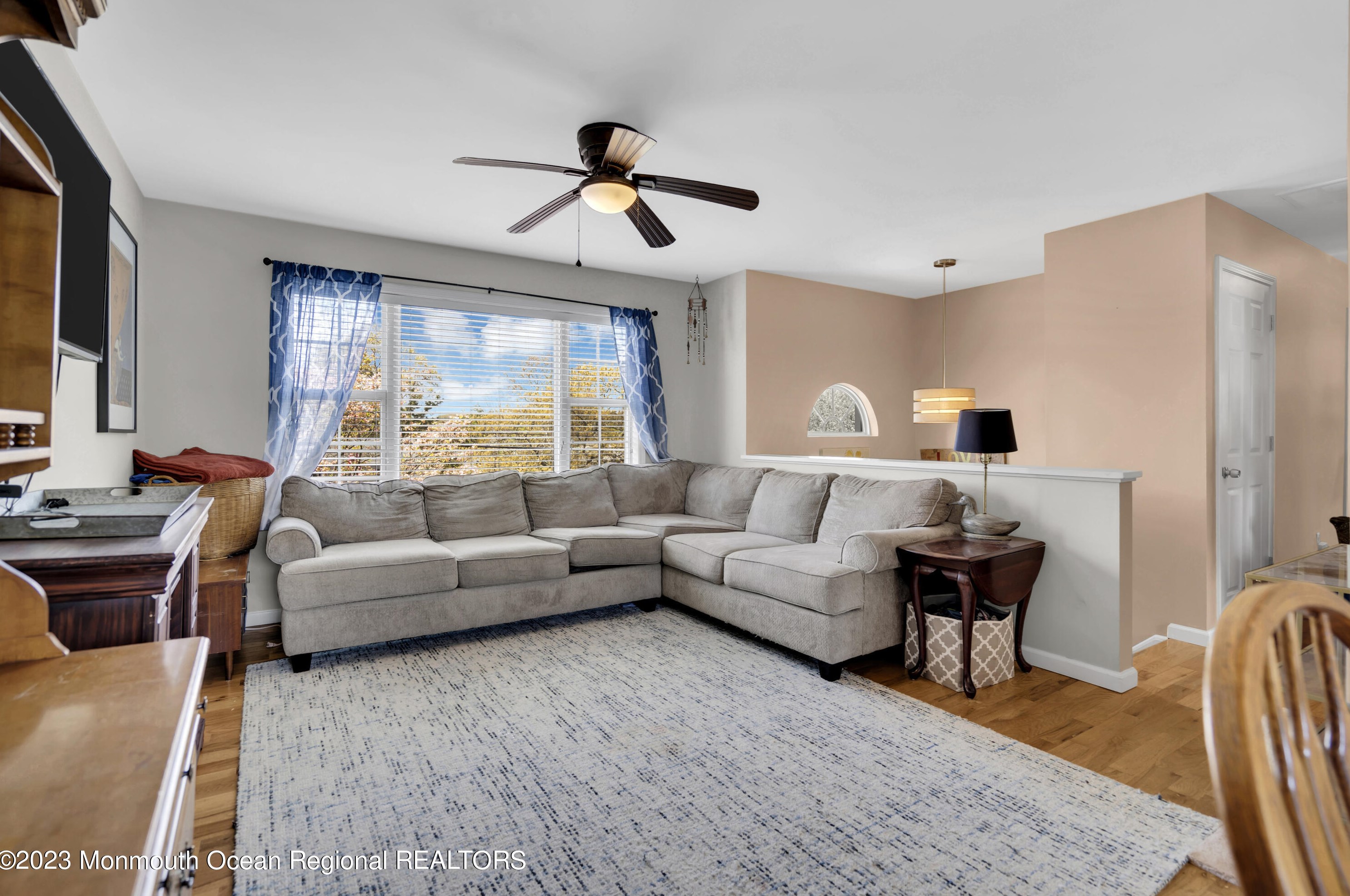 20 East Dr, Toms River NJ  08753-6841 exterior
