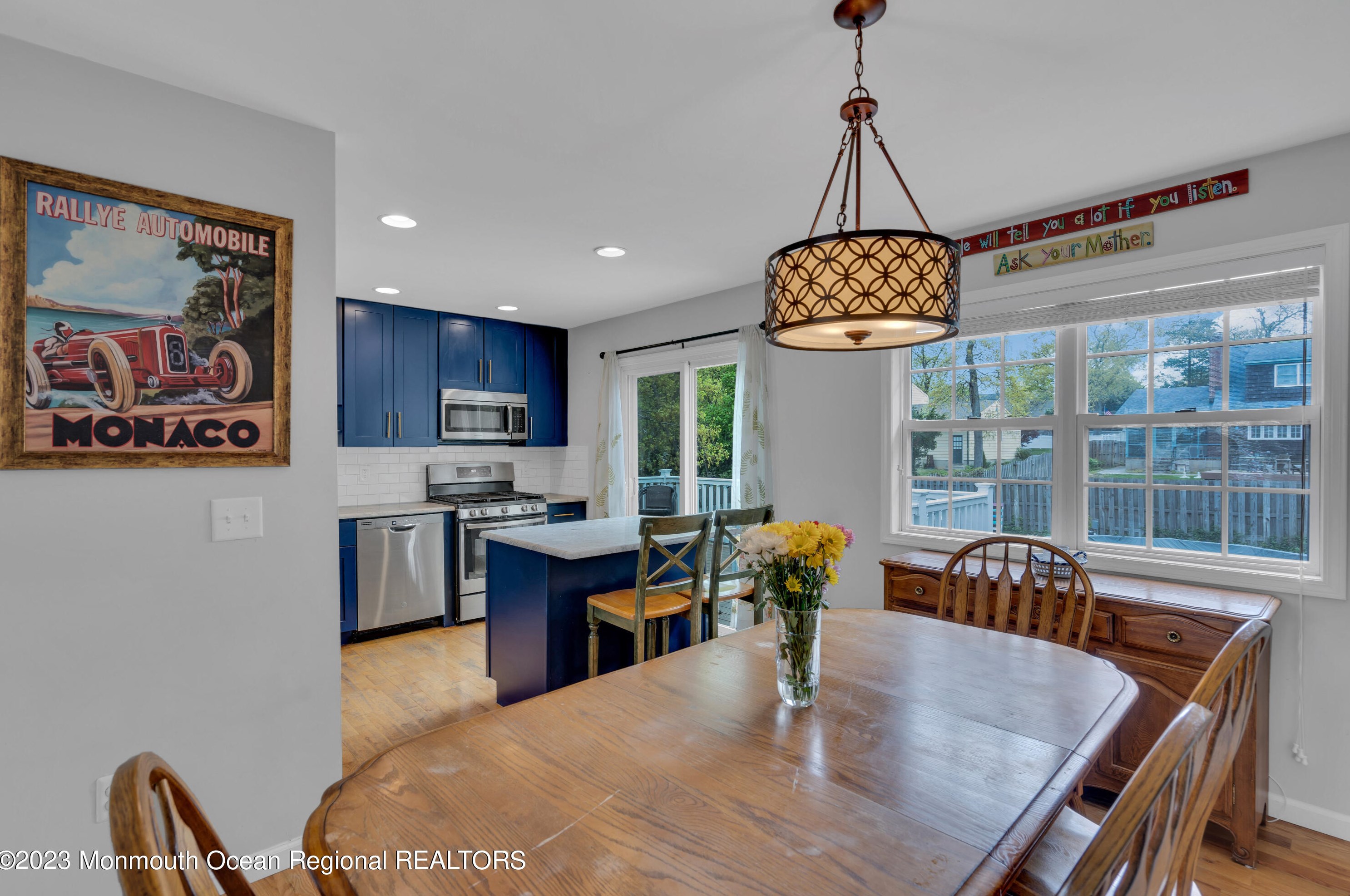 20 East Dr, Toms River NJ  08753-6841 exterior