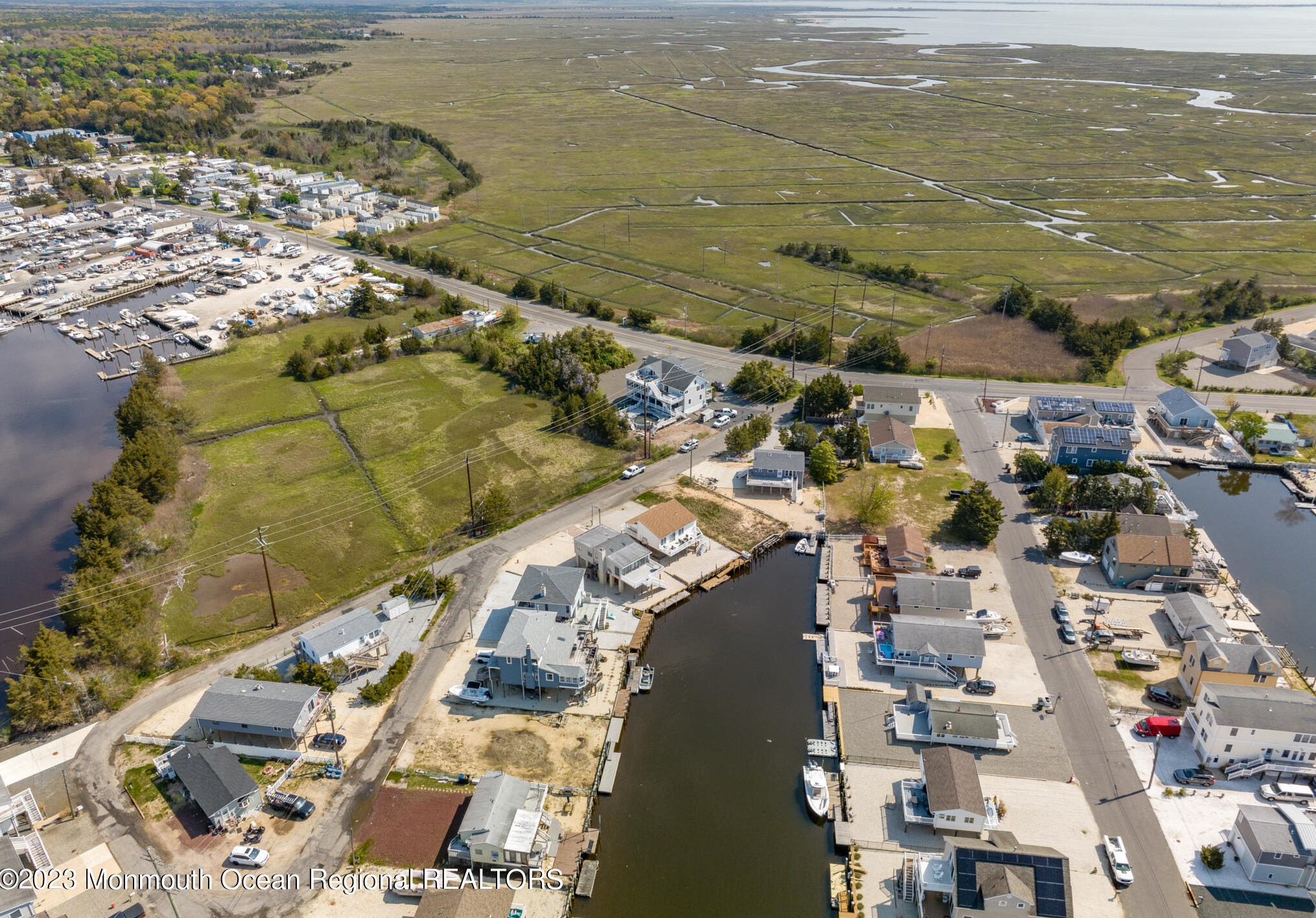 134 Bass Rd, Tuckerton NJ  08087-2403 exterior