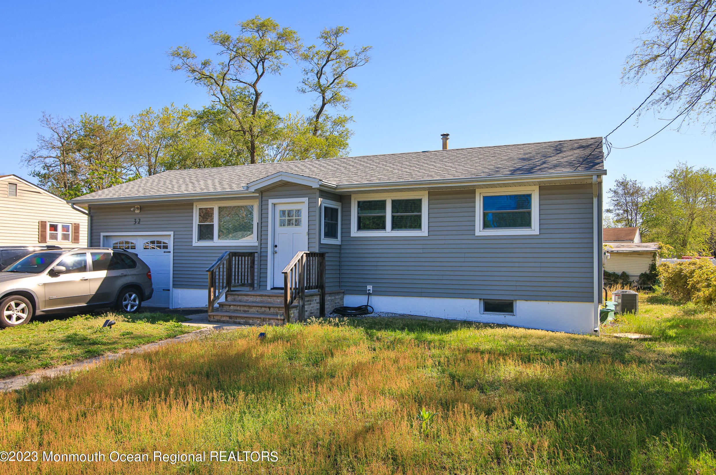 32 Citadel Ave, Toms River NJ  08757-5507 exterior