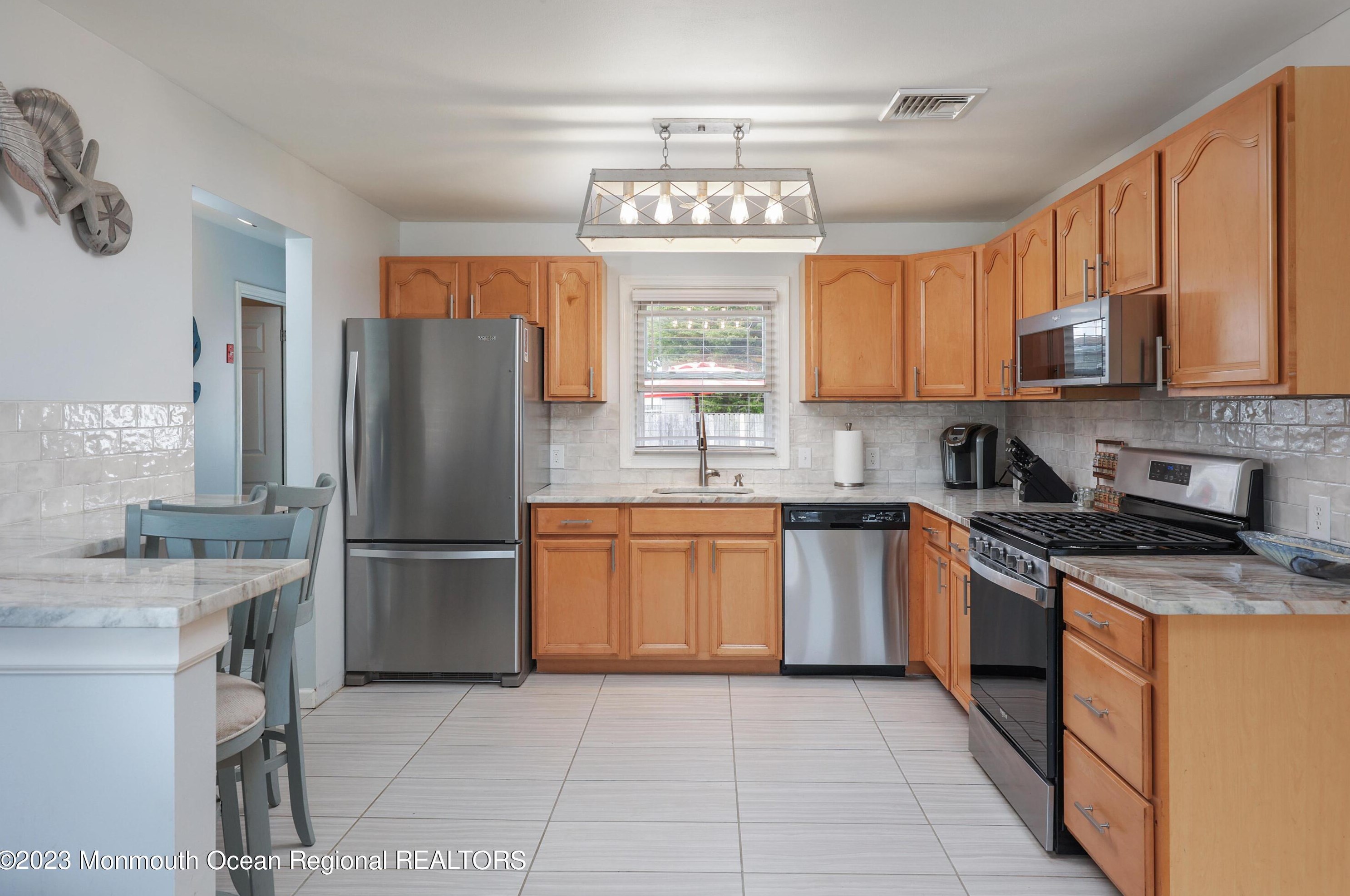 796 Tunney Point Dr, Toms River NJ  08753-4789 exterior