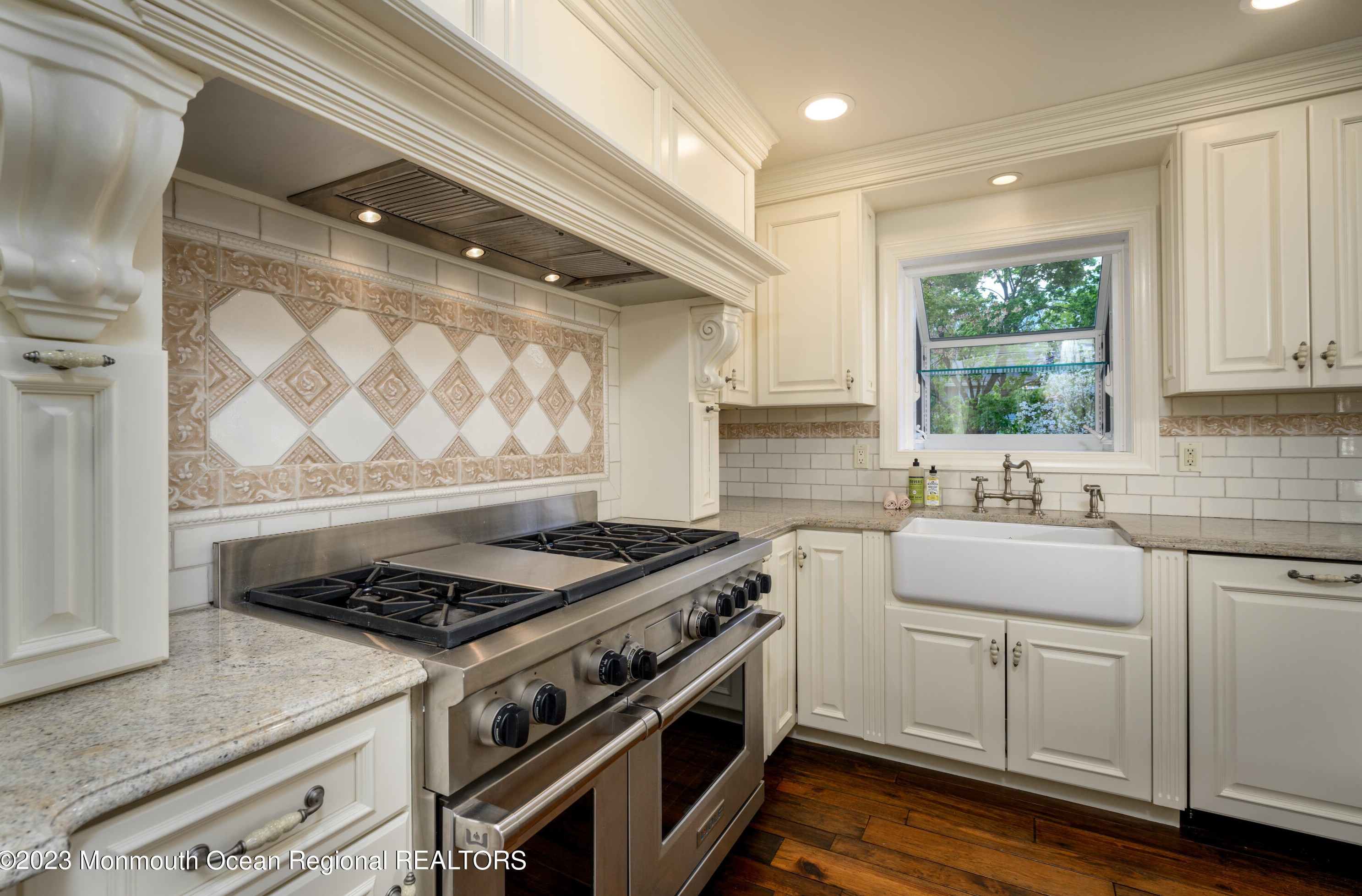 54 Sweet Gum Rd, Wall Township NJ  07731-2936 exterior