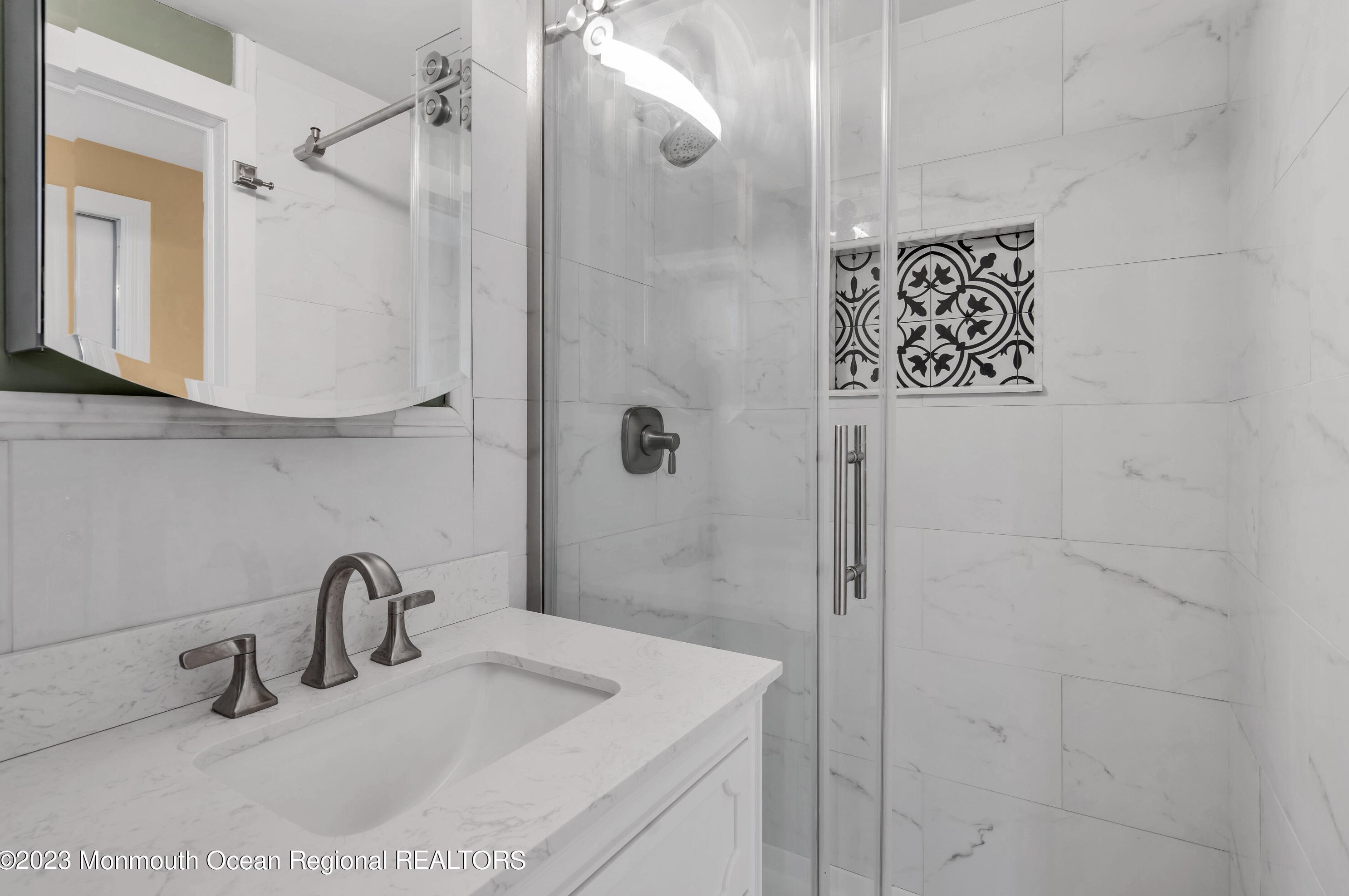 20 Cedar Hill Ln, Toms River NJ  08755-4904 exterior