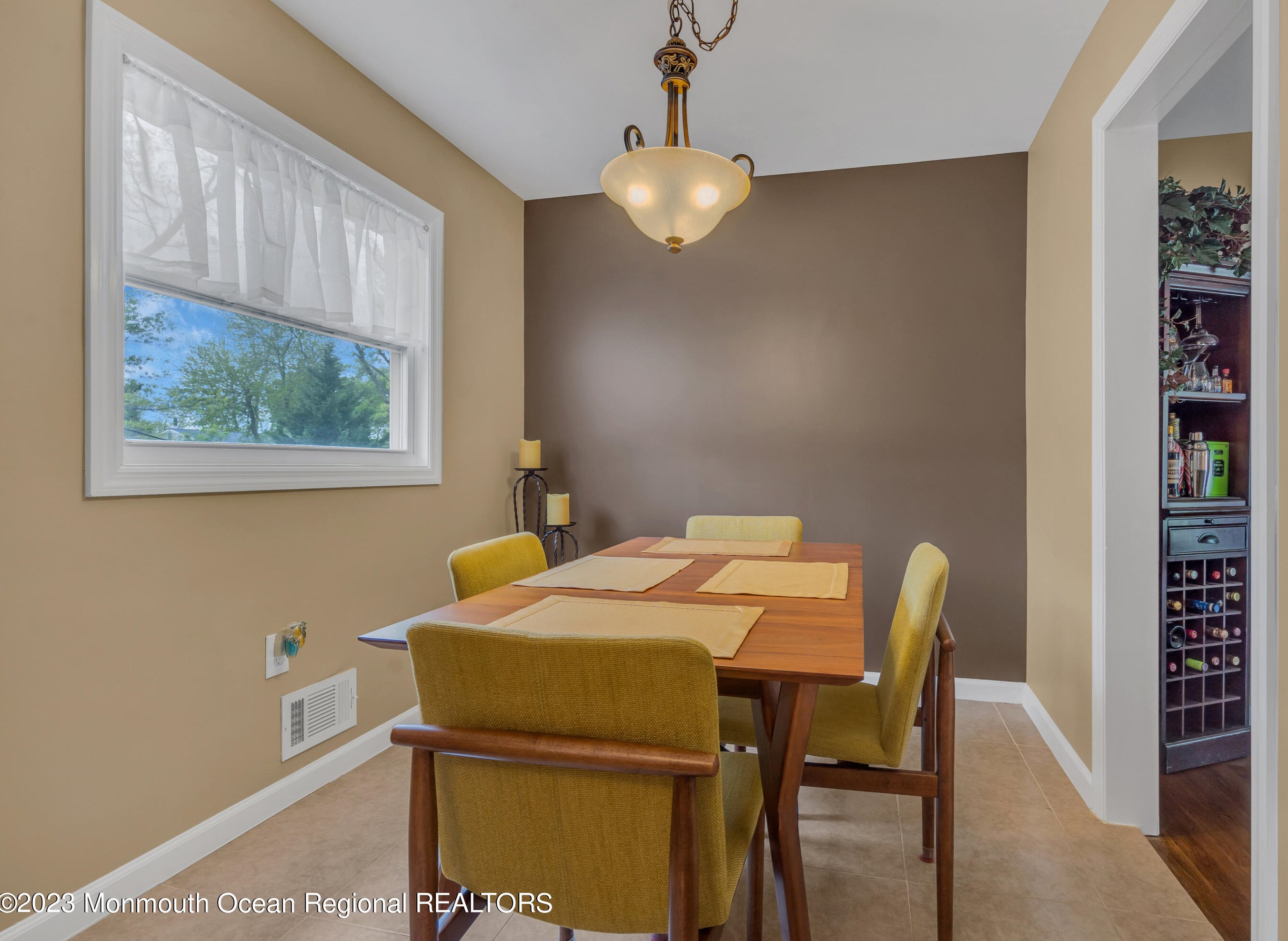 20 Cedar Hill Ln, Toms River NJ  08755-4904 exterior