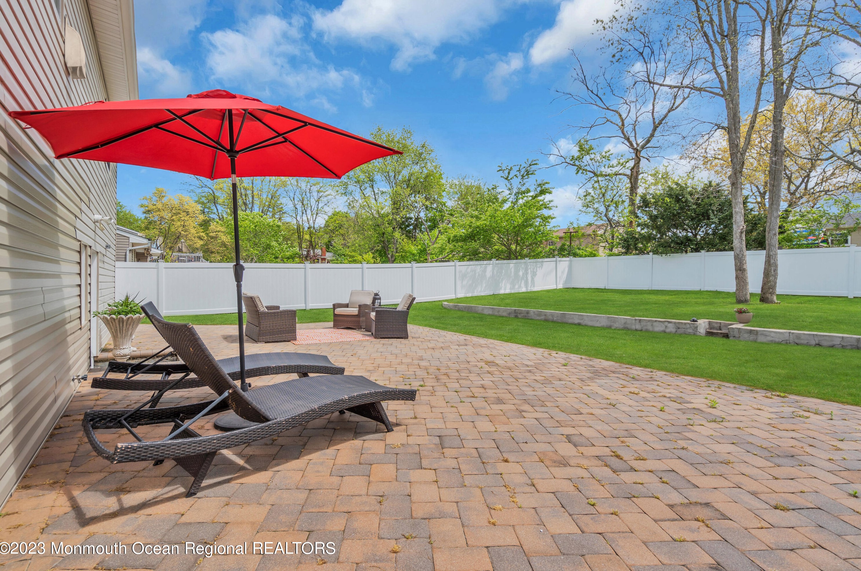 20 Cedar Hill Ln, Toms River NJ  08755-4904 exterior