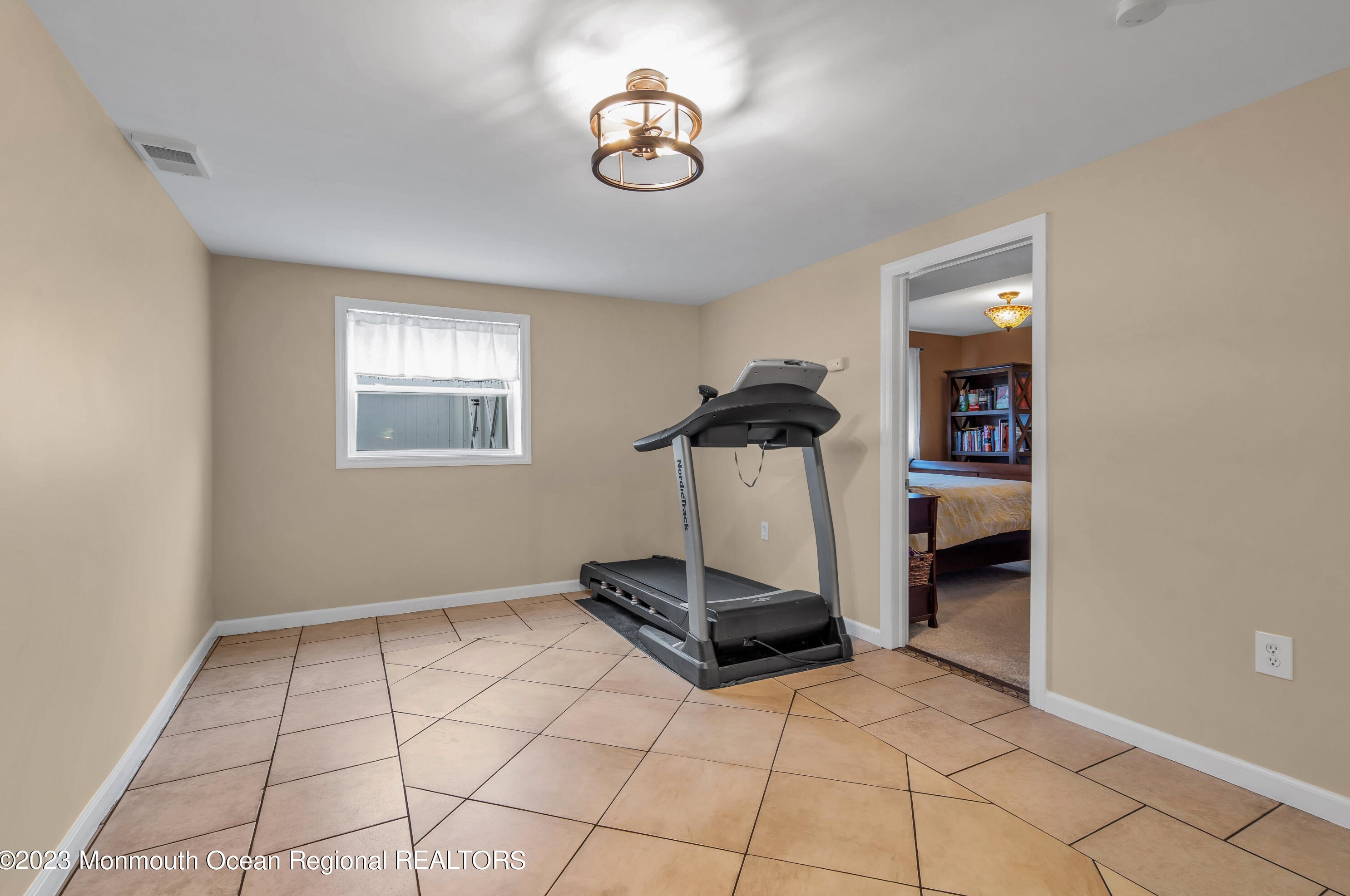 20 Cedar Hill Ln, Toms River NJ  08755-4904 exterior