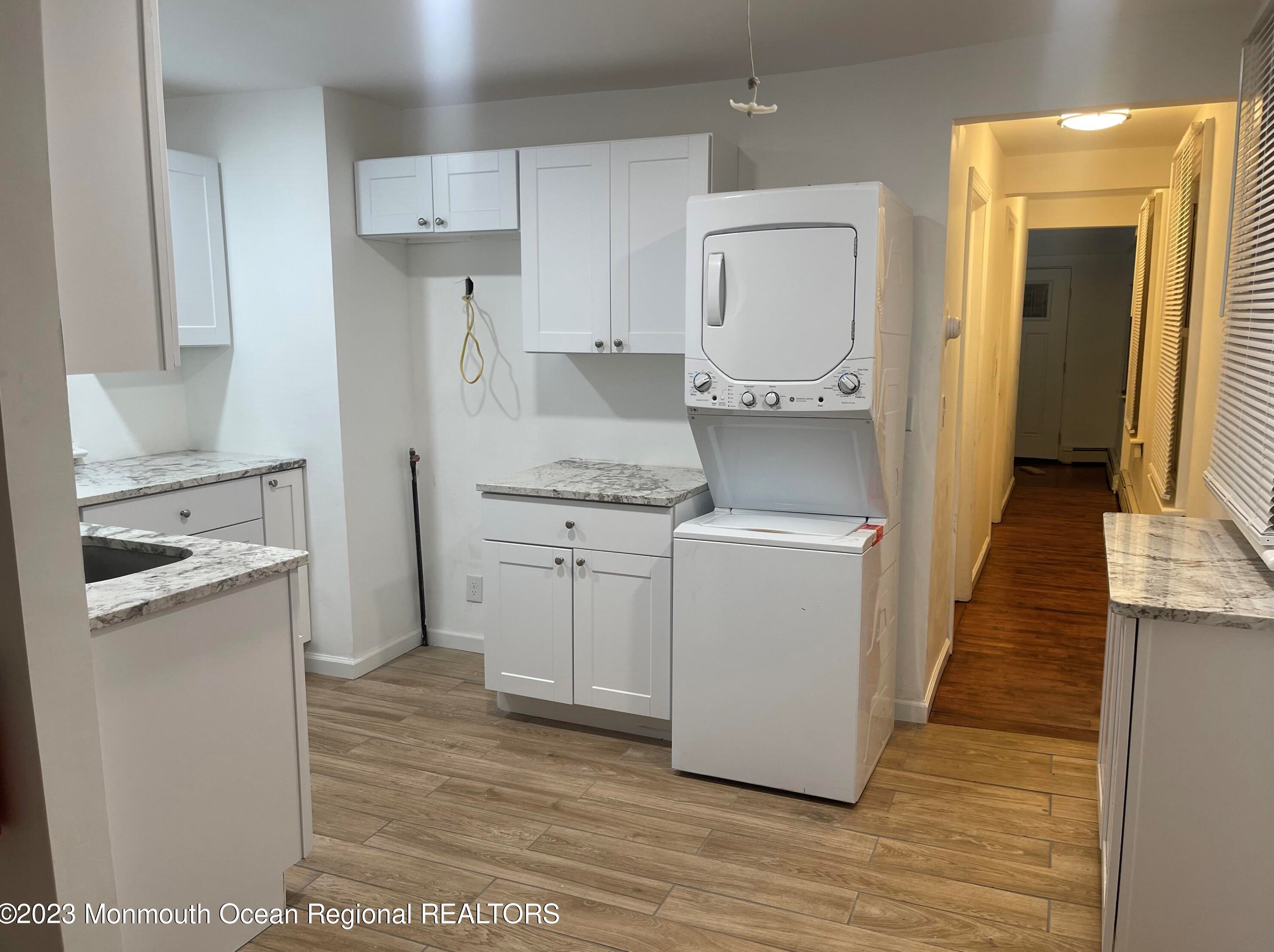 52 Bayview Ave, Ideal Beach NJ  07734-1235 exterior