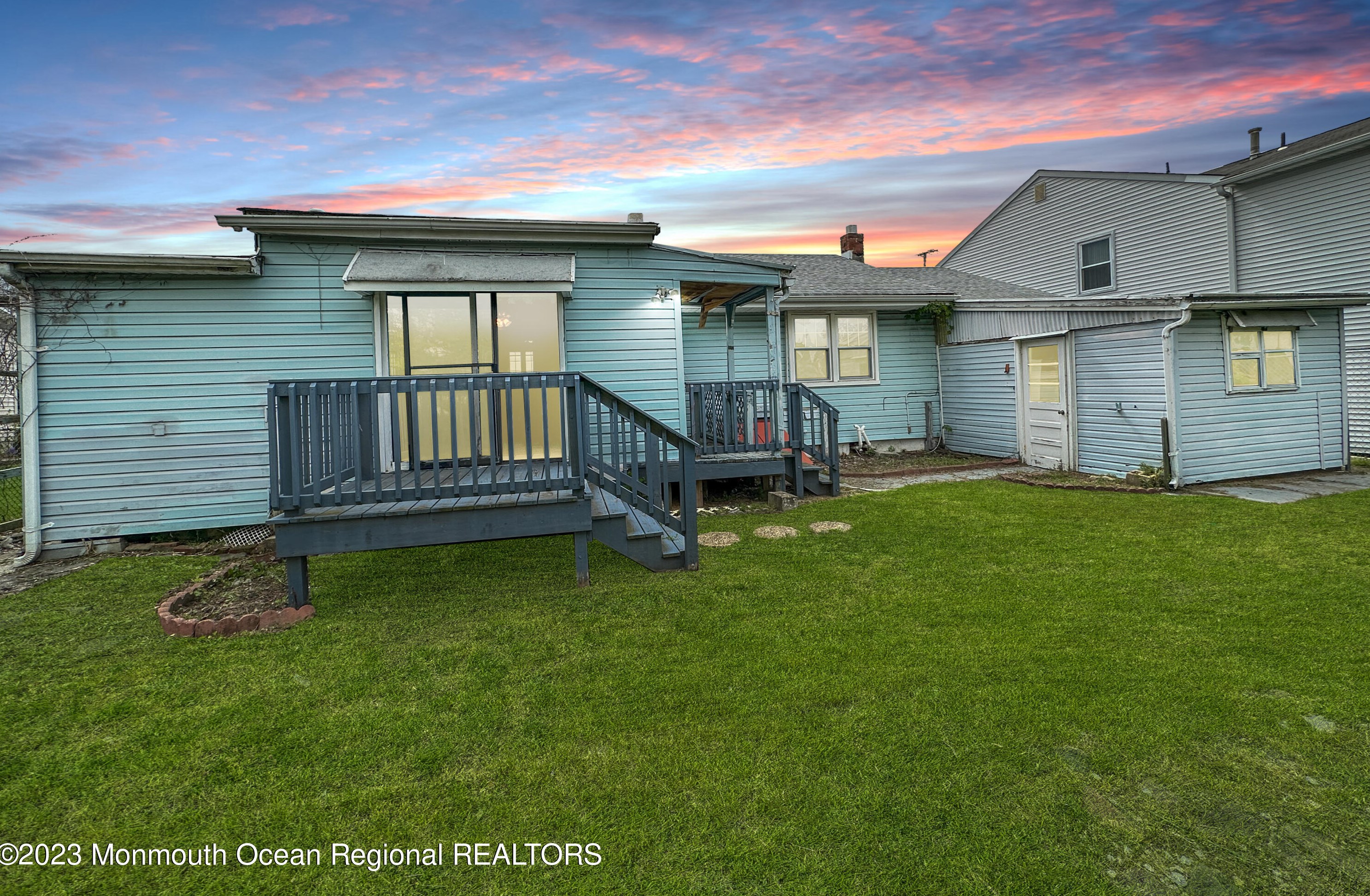 101 Perry St, Keyport NJ  07735-1434 exterior