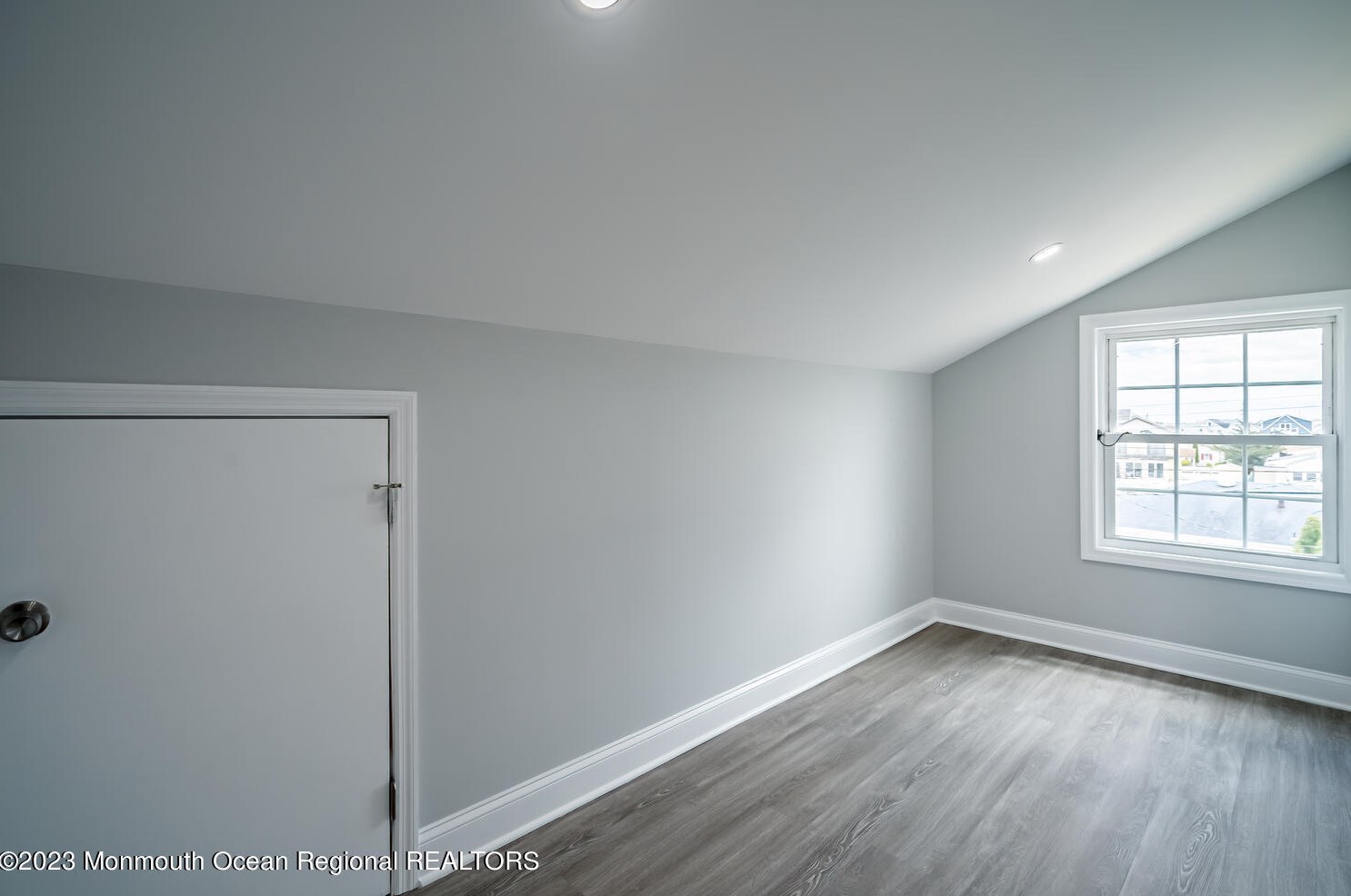 114 Binnacle Dr, Tuckerton NJ  08087-1502 exterior