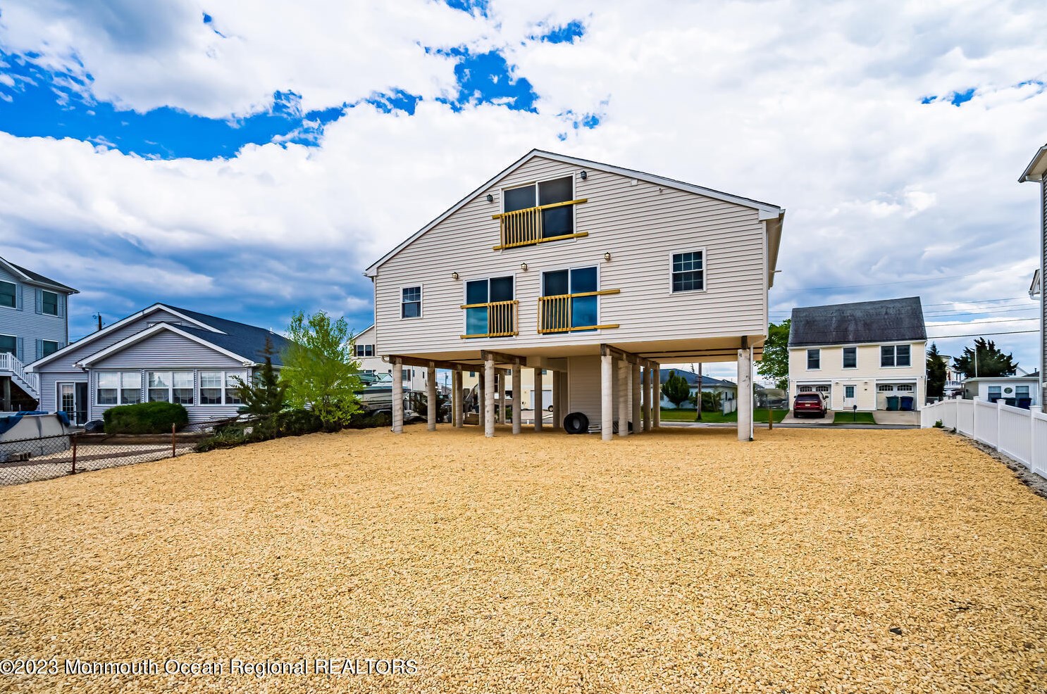 114 Binnacle Dr, Tuckerton NJ  08087-1502 exterior