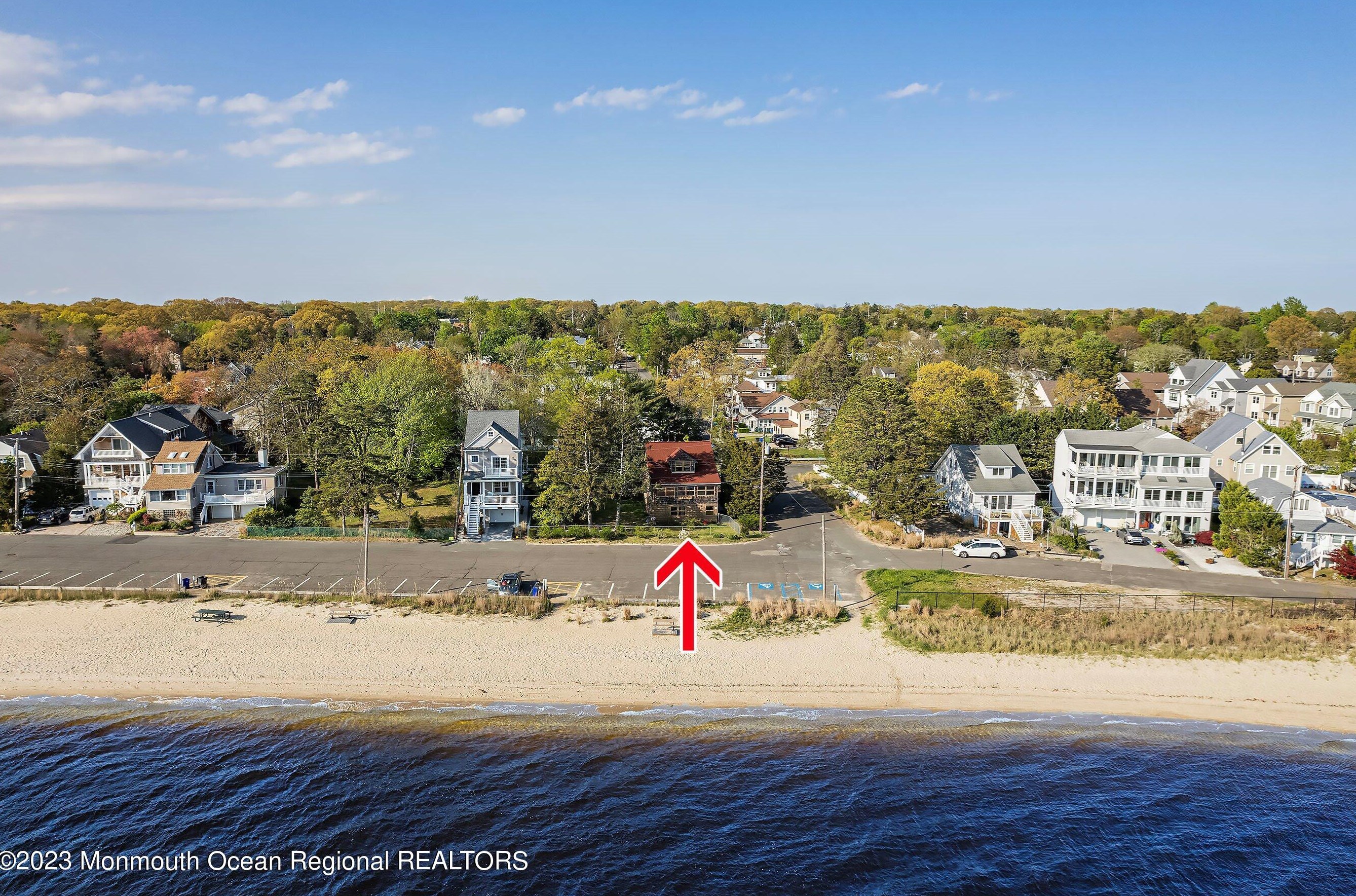 1212 Riviera Ave, Toms River NJ  08753-6948 exterior